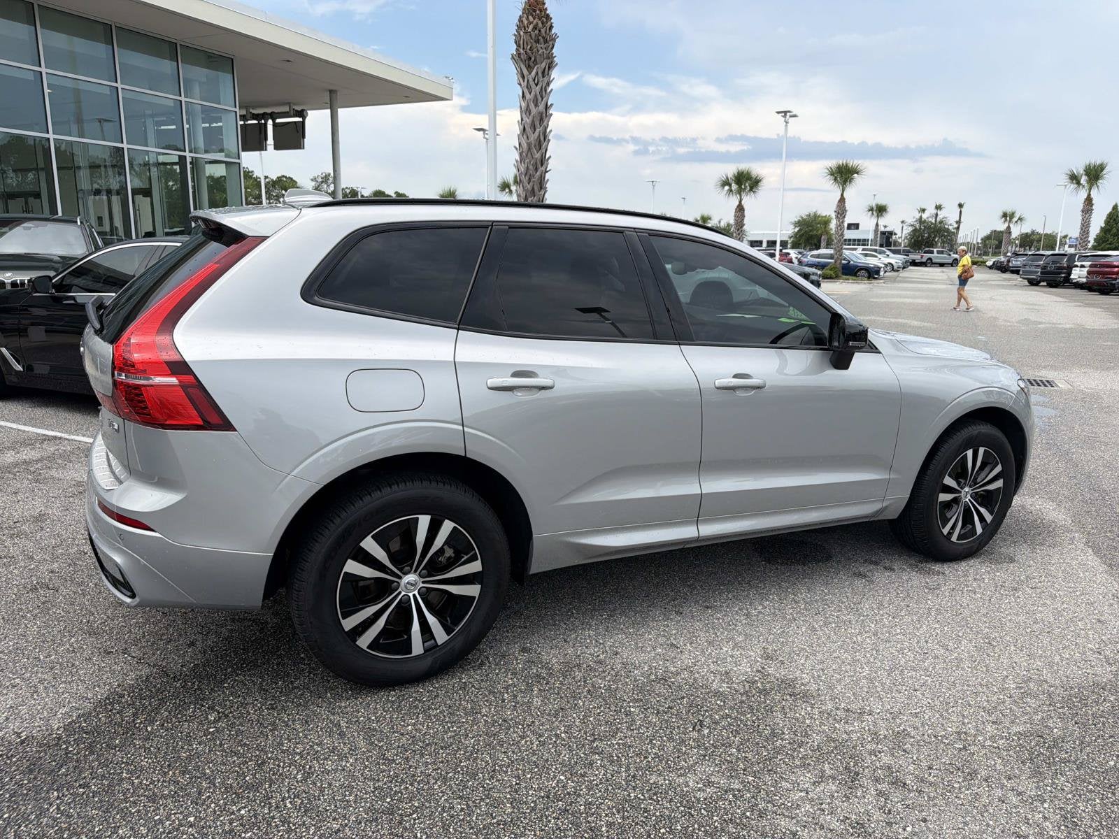 2025 Volvo XC60 Plug-In Hybrid Core