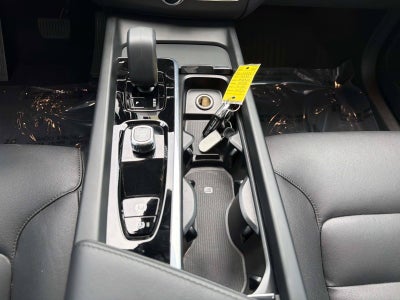 2025 Volvo XC60 Plug-In Hybrid Core