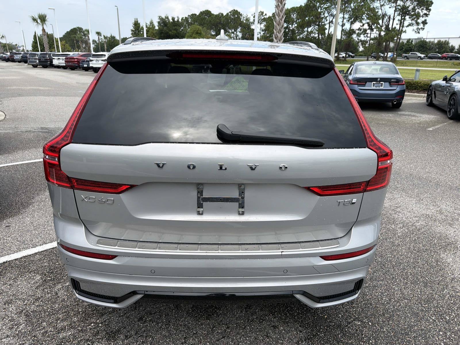 2025 Volvo XC60 Plug-In Hybrid Core