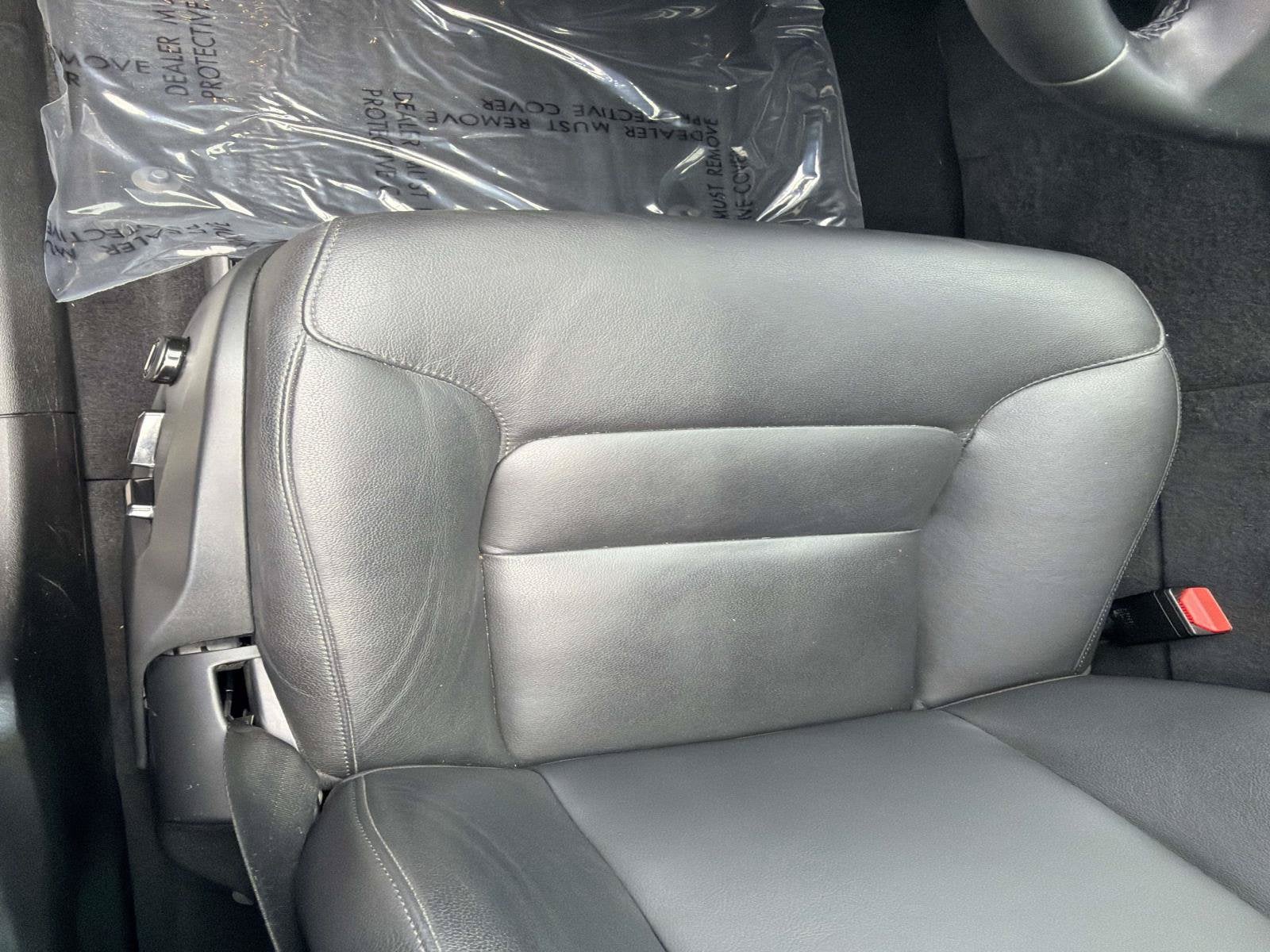 2025 Volvo XC60 Plug-In Hybrid Core