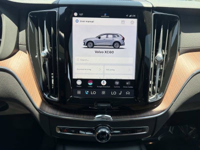 2024 Volvo XC60 Ultimate Dark Theme