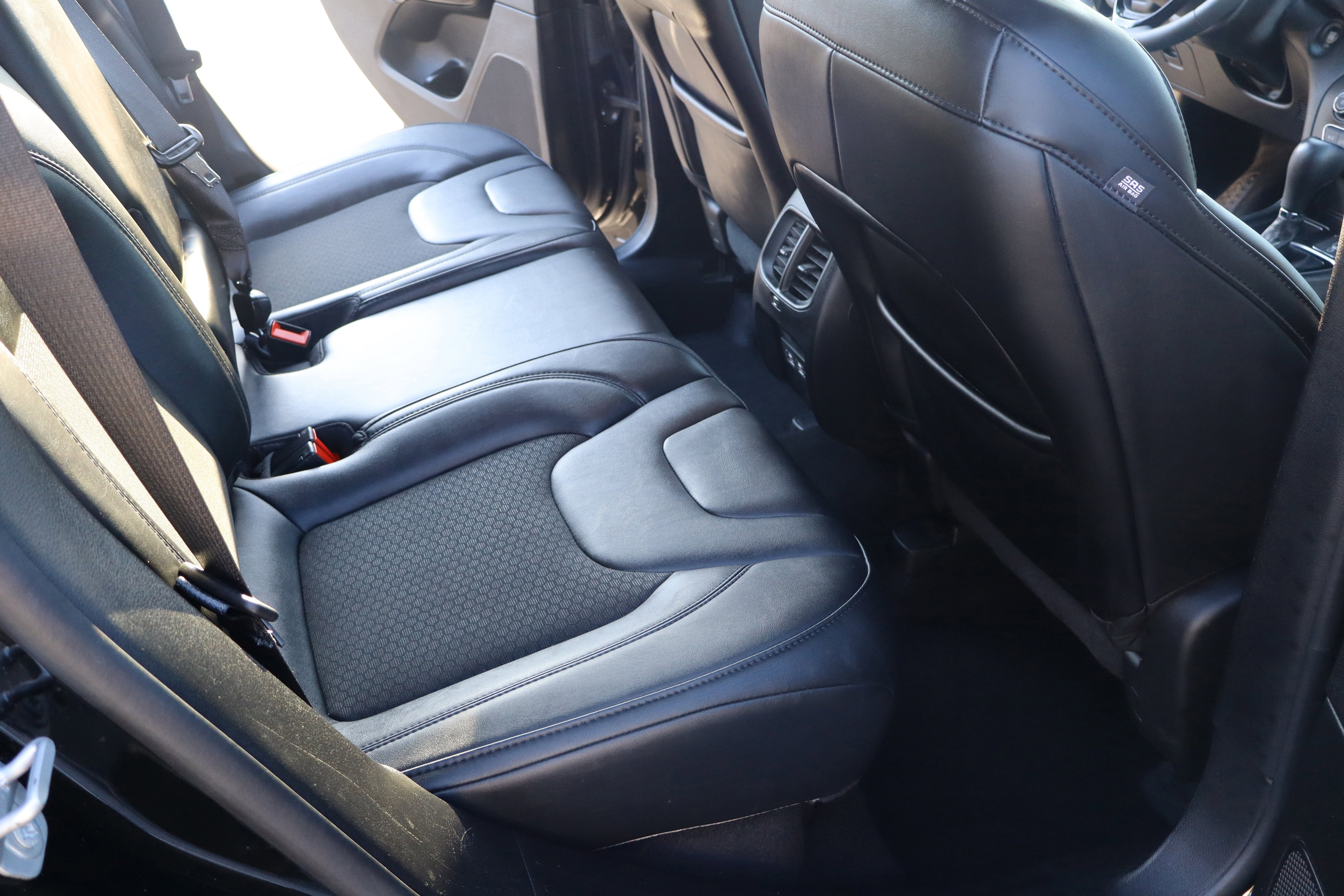 2021 Jeep Cherokee Altitude