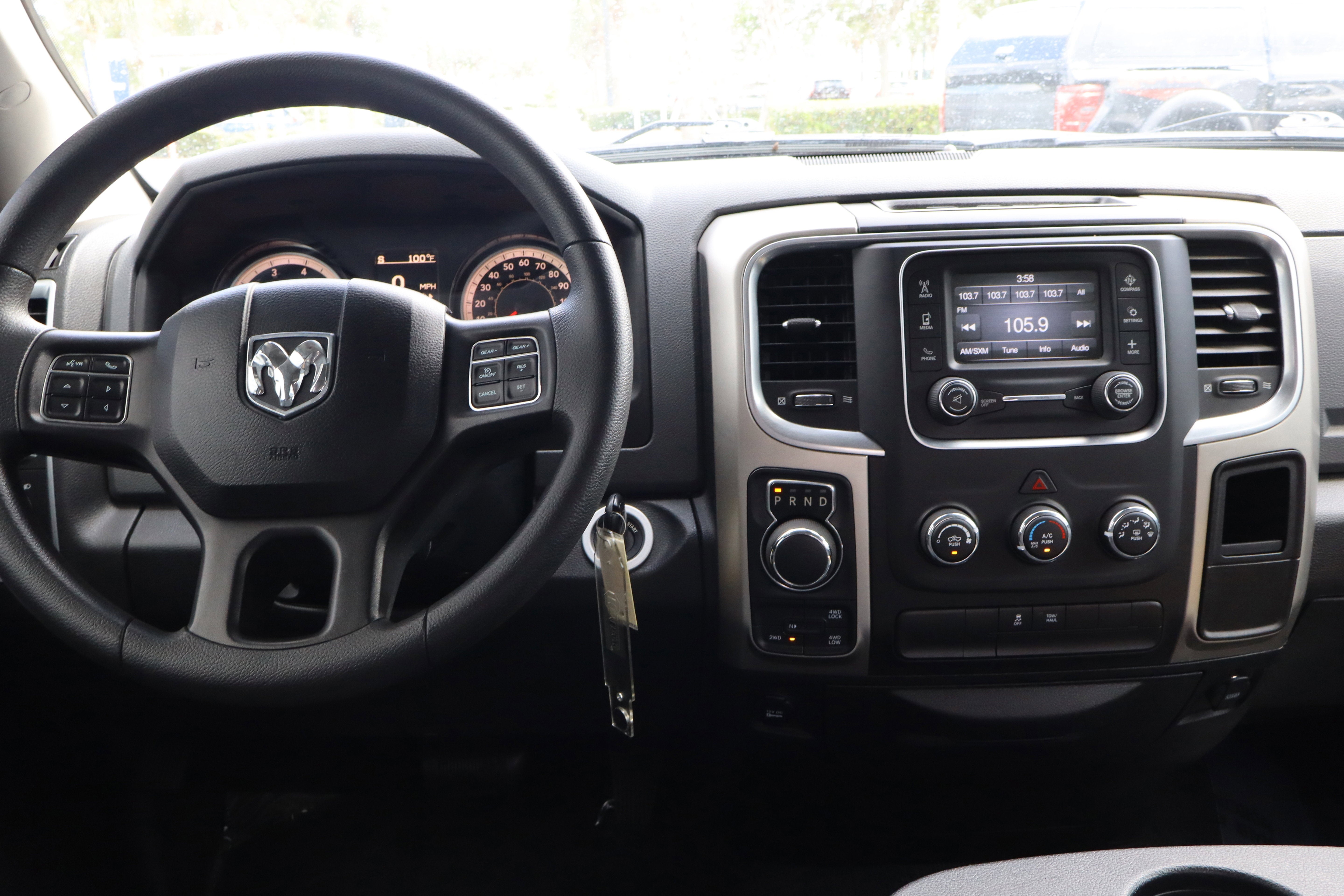 2018 RAM 1500 SLT