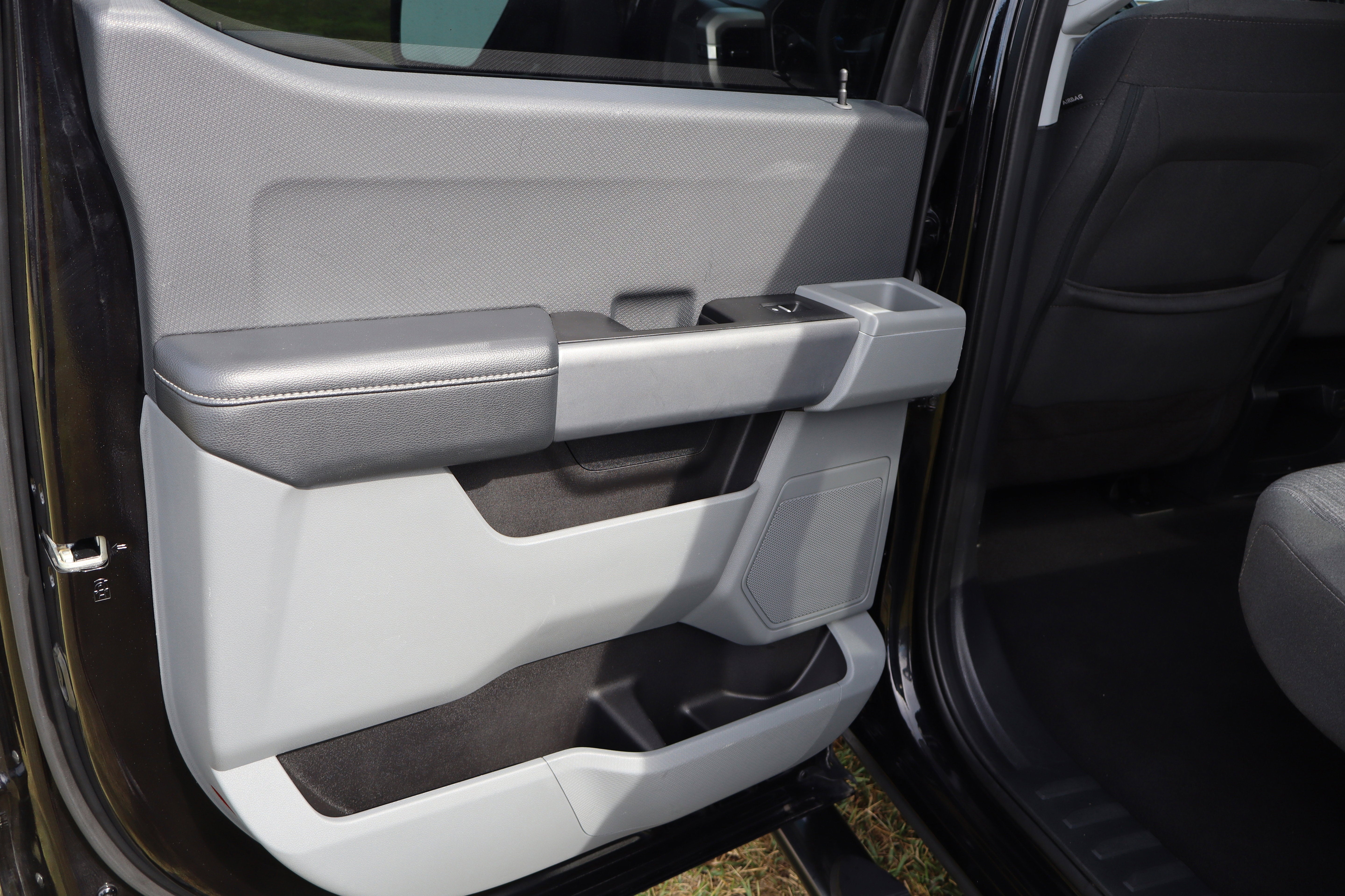 2023 Ford F-150 XLT 2WD SuperCrew 5.5' Box