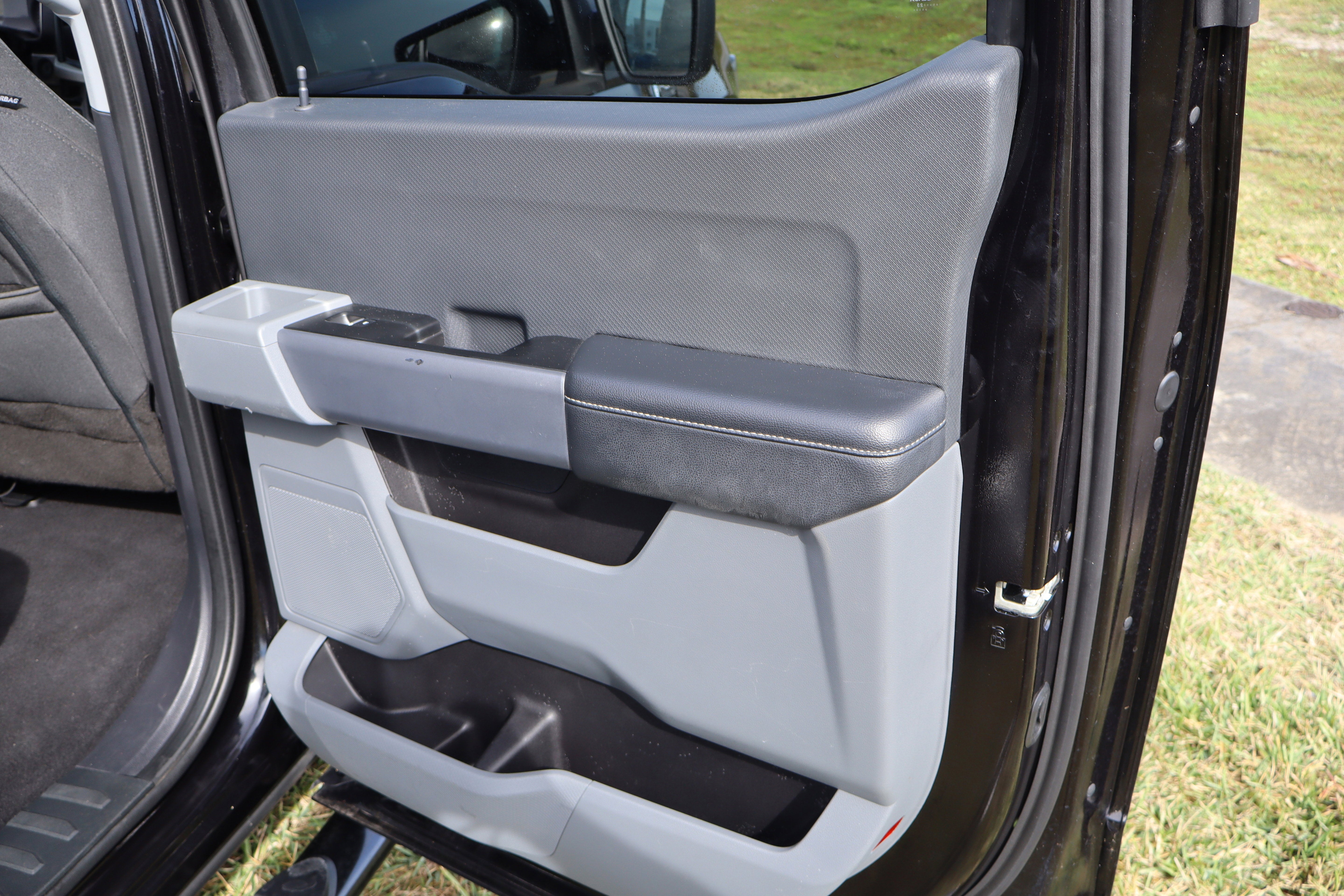 2023 Ford F-150 XLT 2WD SuperCrew 5.5' Box