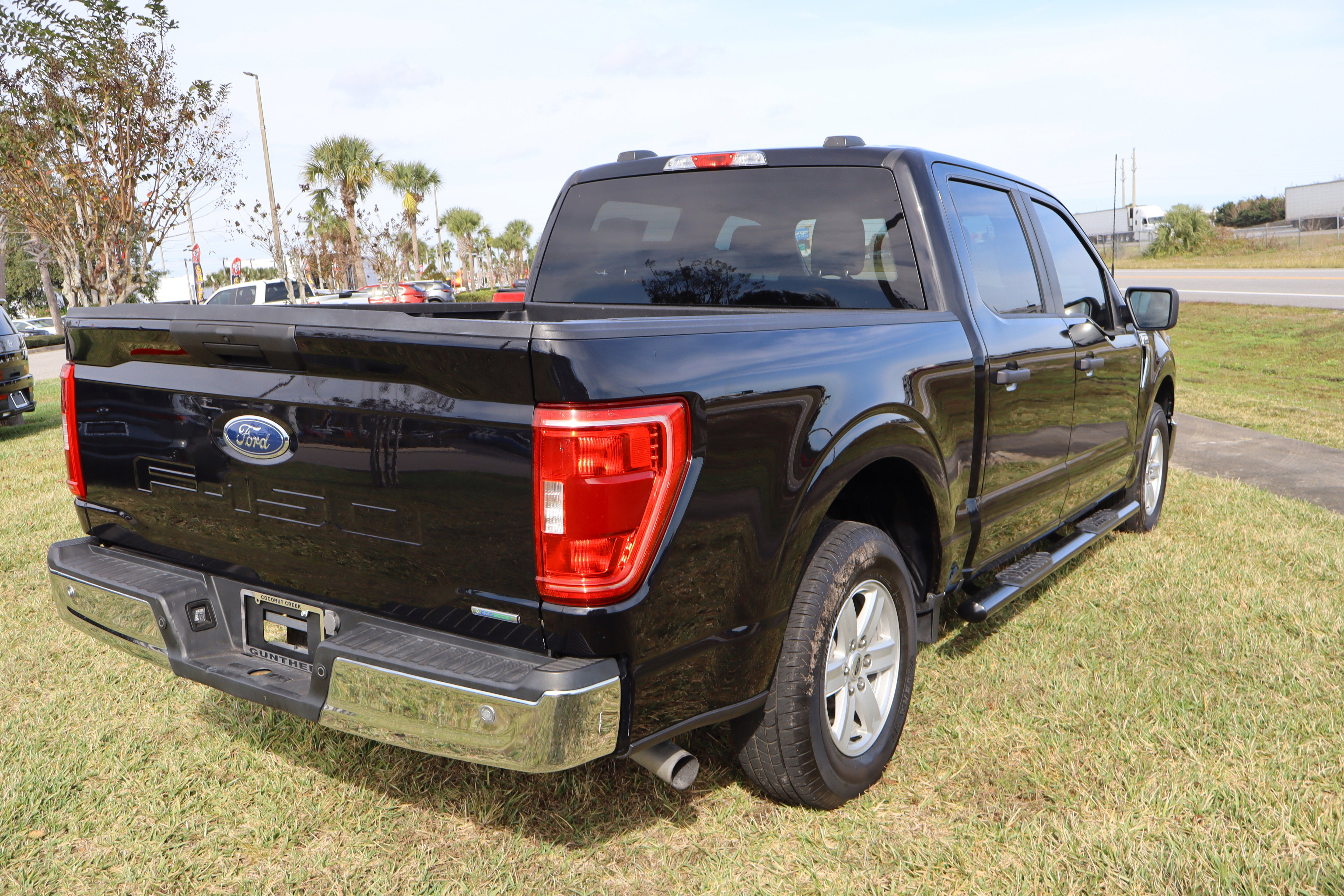 2023 Ford F-150 XLT 2WD SuperCrew 5.5' Box