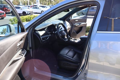 2023 Cadillac XT4 FWD Premium Luxury