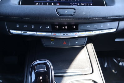 2023 Cadillac XT4 FWD Premium Luxury