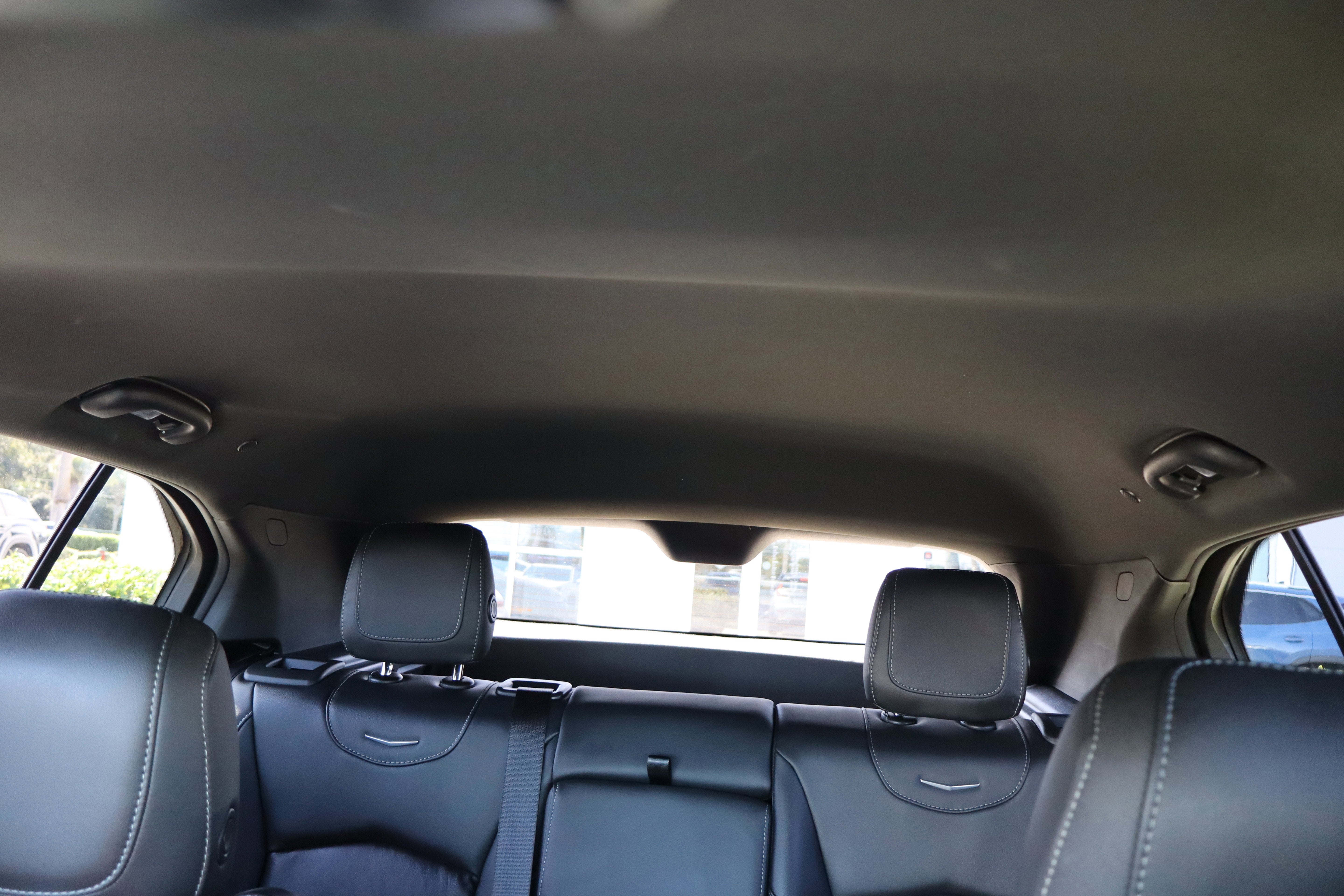 2023 Cadillac XT4 FWD Premium Luxury