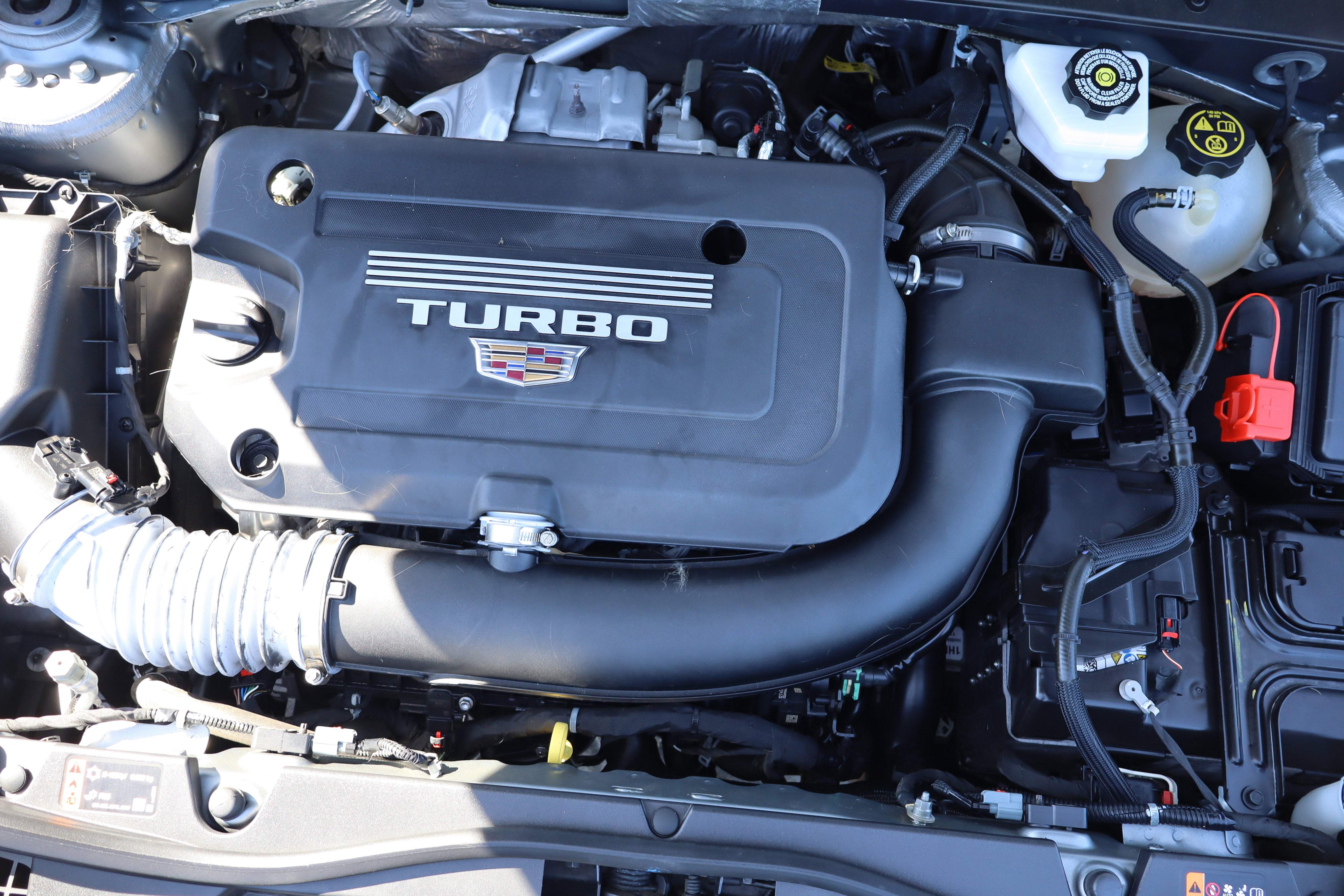 2023 Cadillac XT4 FWD Premium Luxury