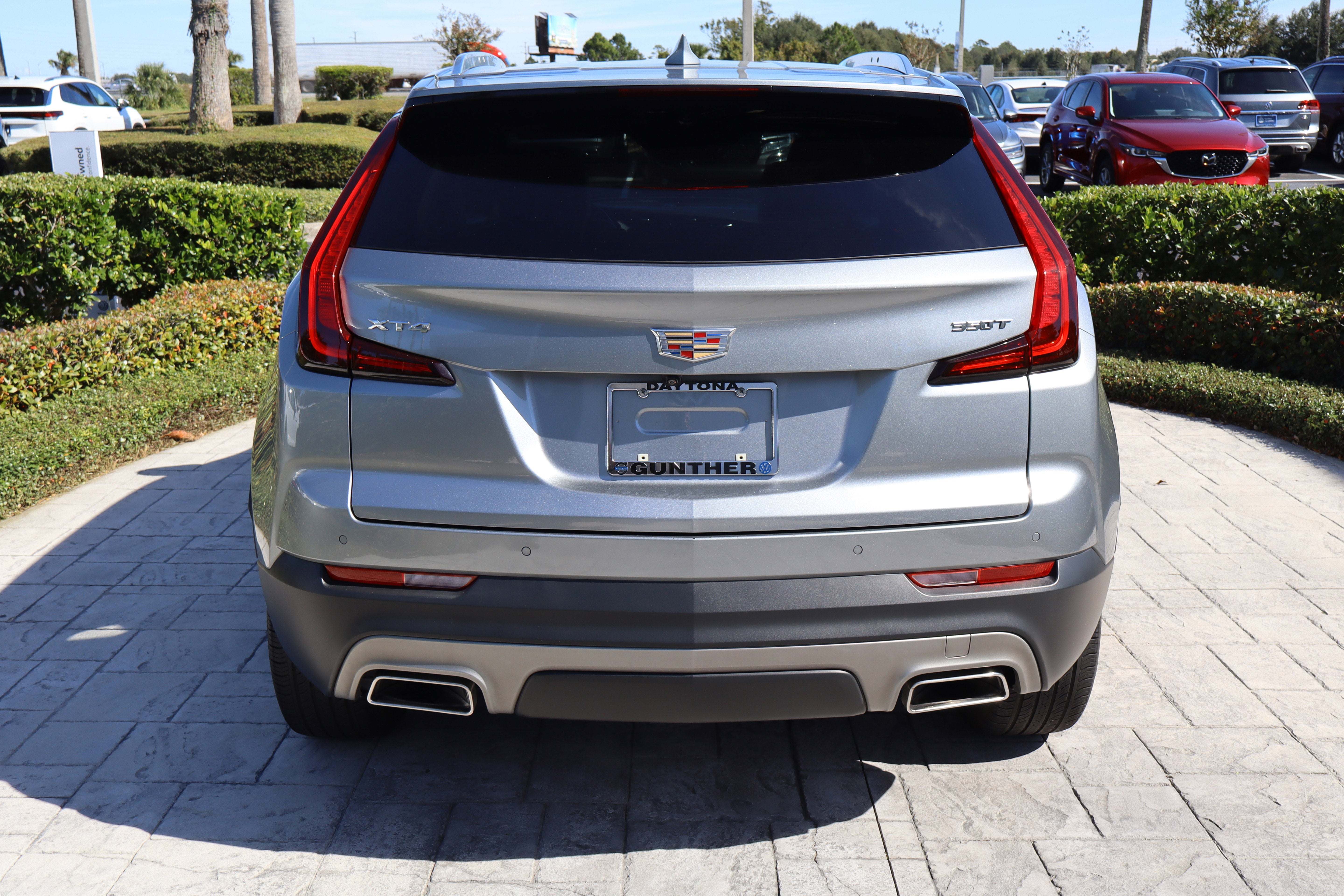 2023 Cadillac XT4 FWD Premium Luxury