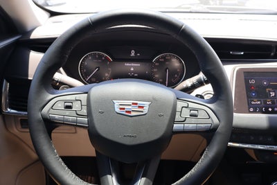 2022 Cadillac XT4 FWD Premium Luxury