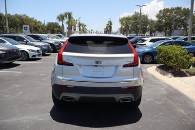 2022 Cadillac XT4 FWD Premium Luxury
