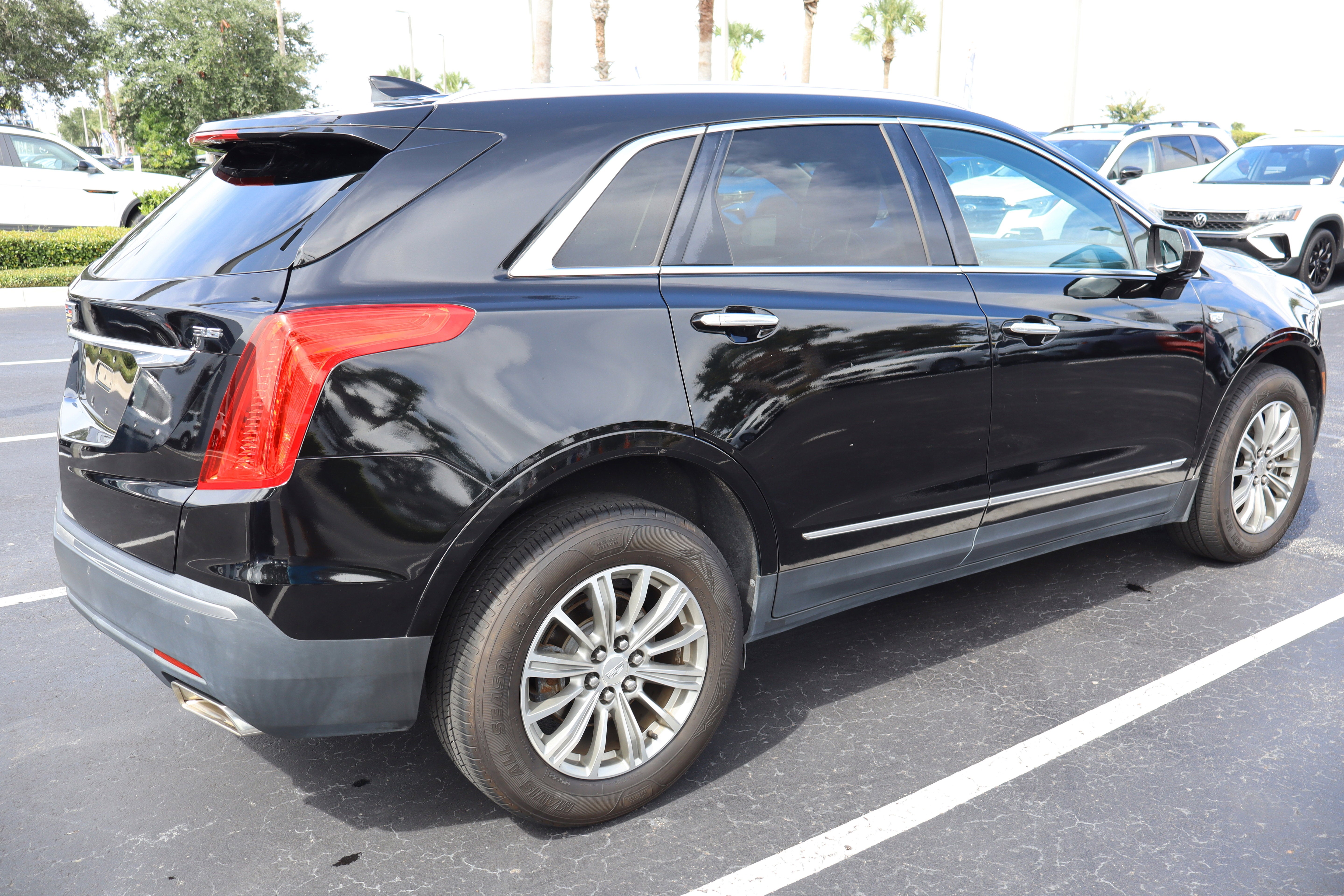 2017 Cadillac XT5 Luxury FWD