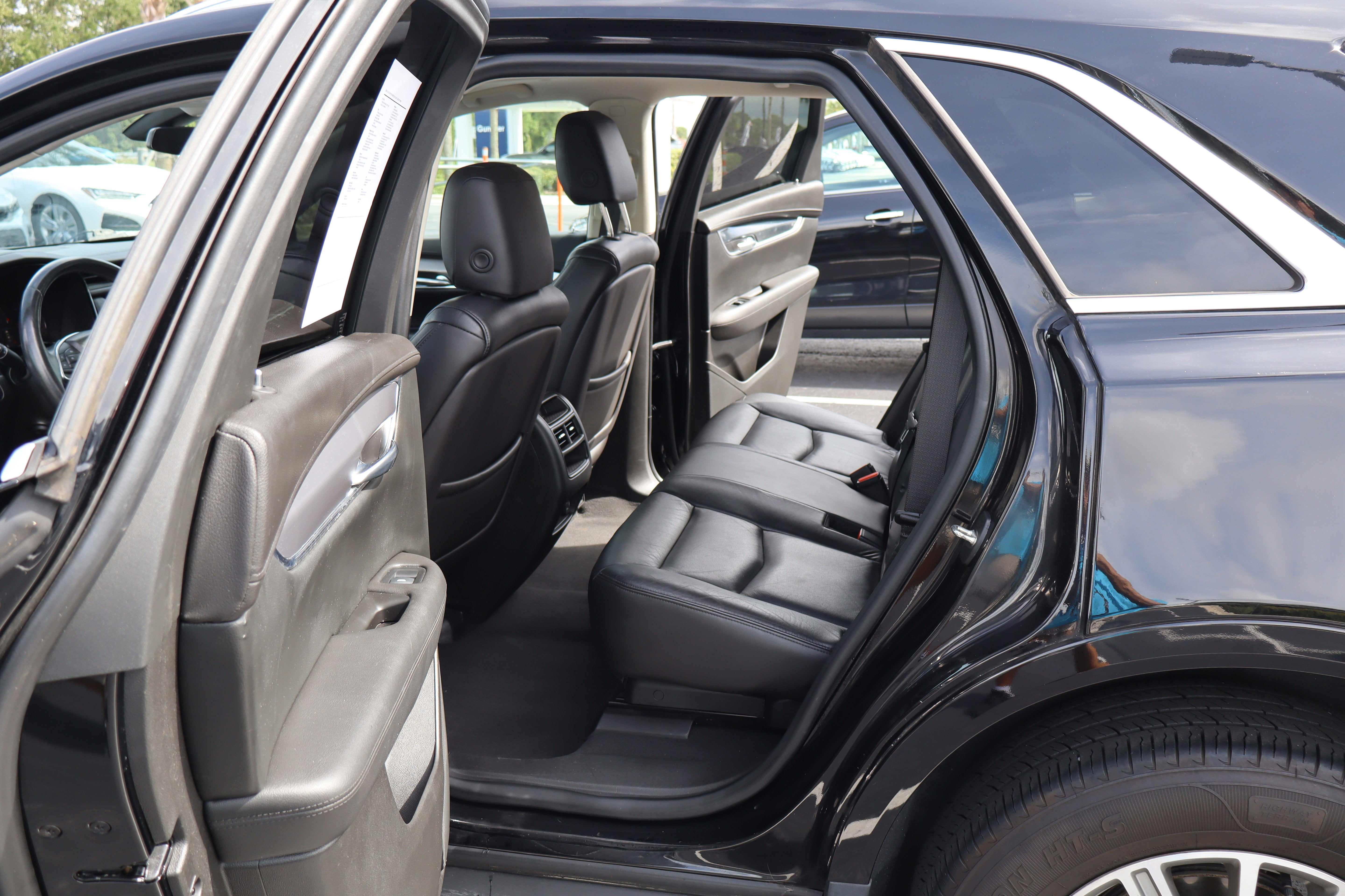 2017 Cadillac XT5 Luxury FWD