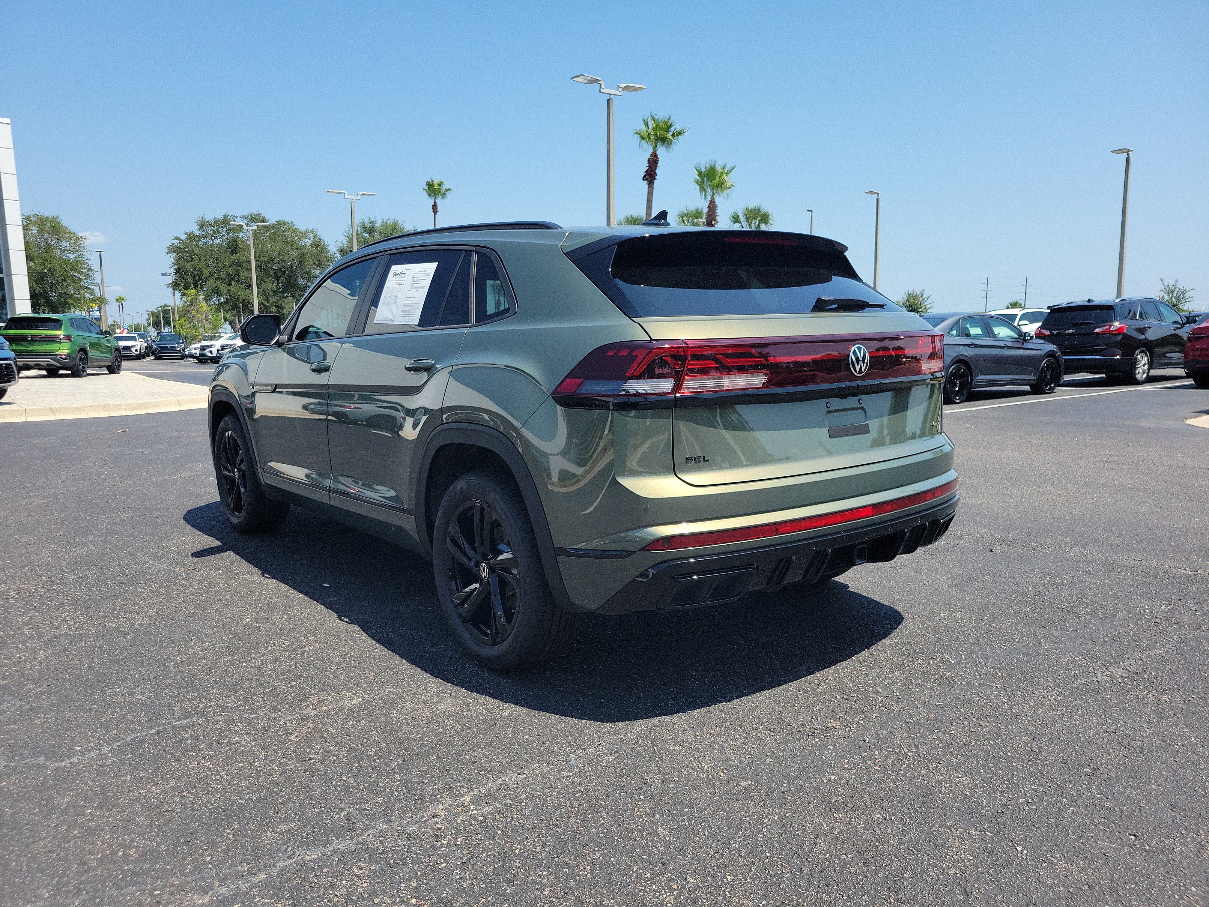 2026 Volkswagen Atlas Cross Sport 2.0T SEL R-Line Black