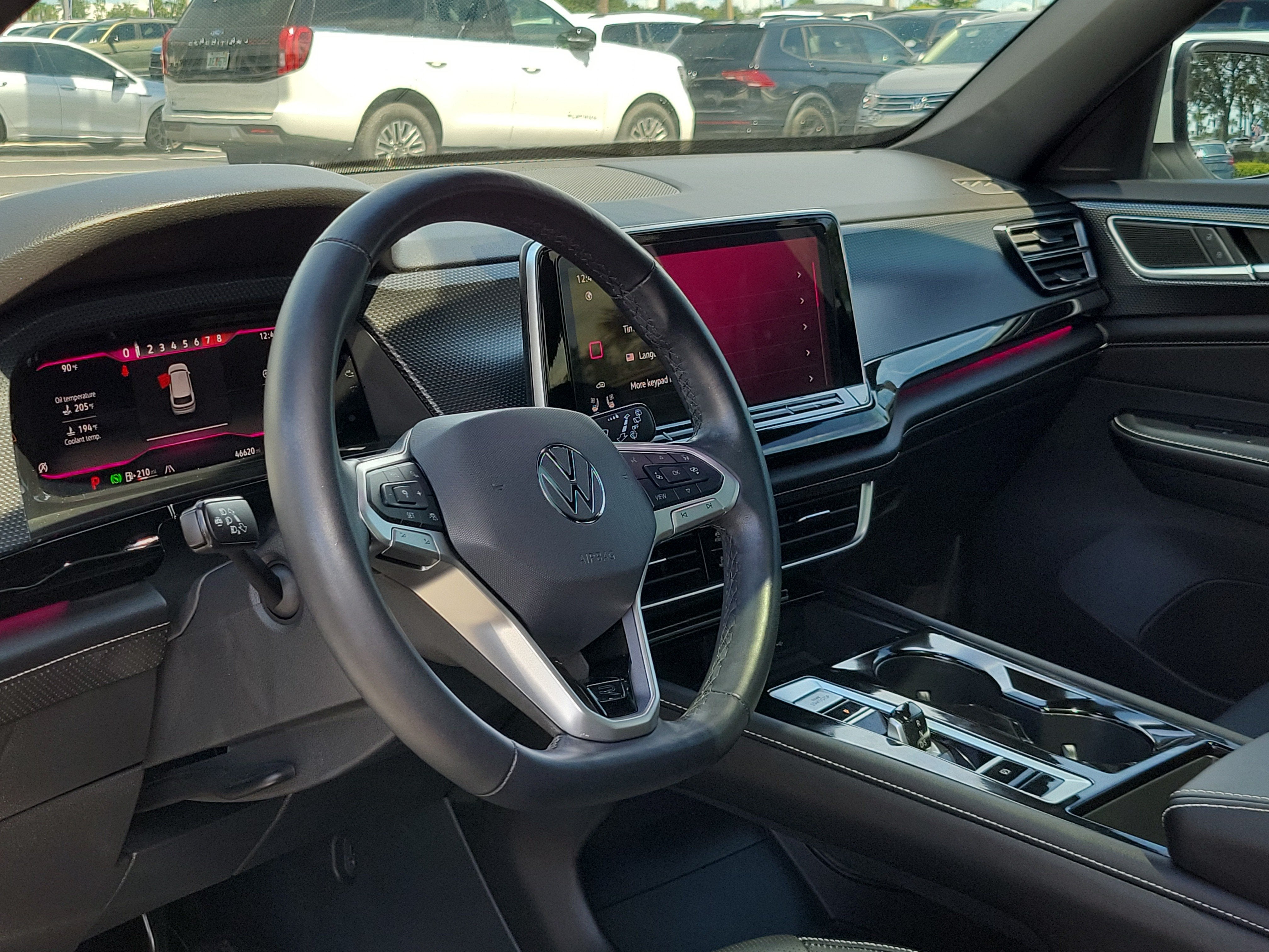 2024 Volkswagen Atlas Cross Sport 2.0T SEL R-Line