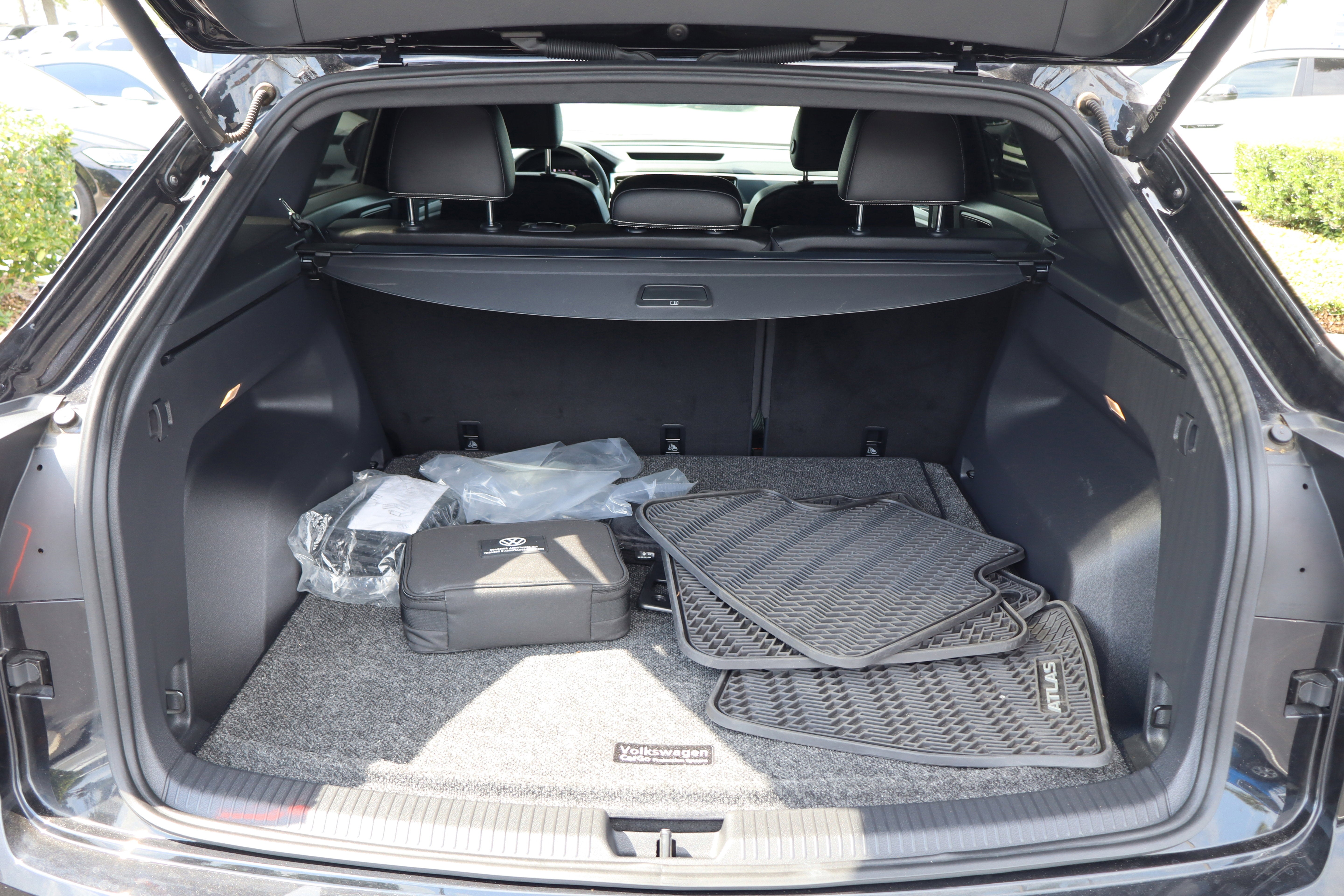 2023 Volkswagen Atlas Cross Sport 3.6L V6 SEL