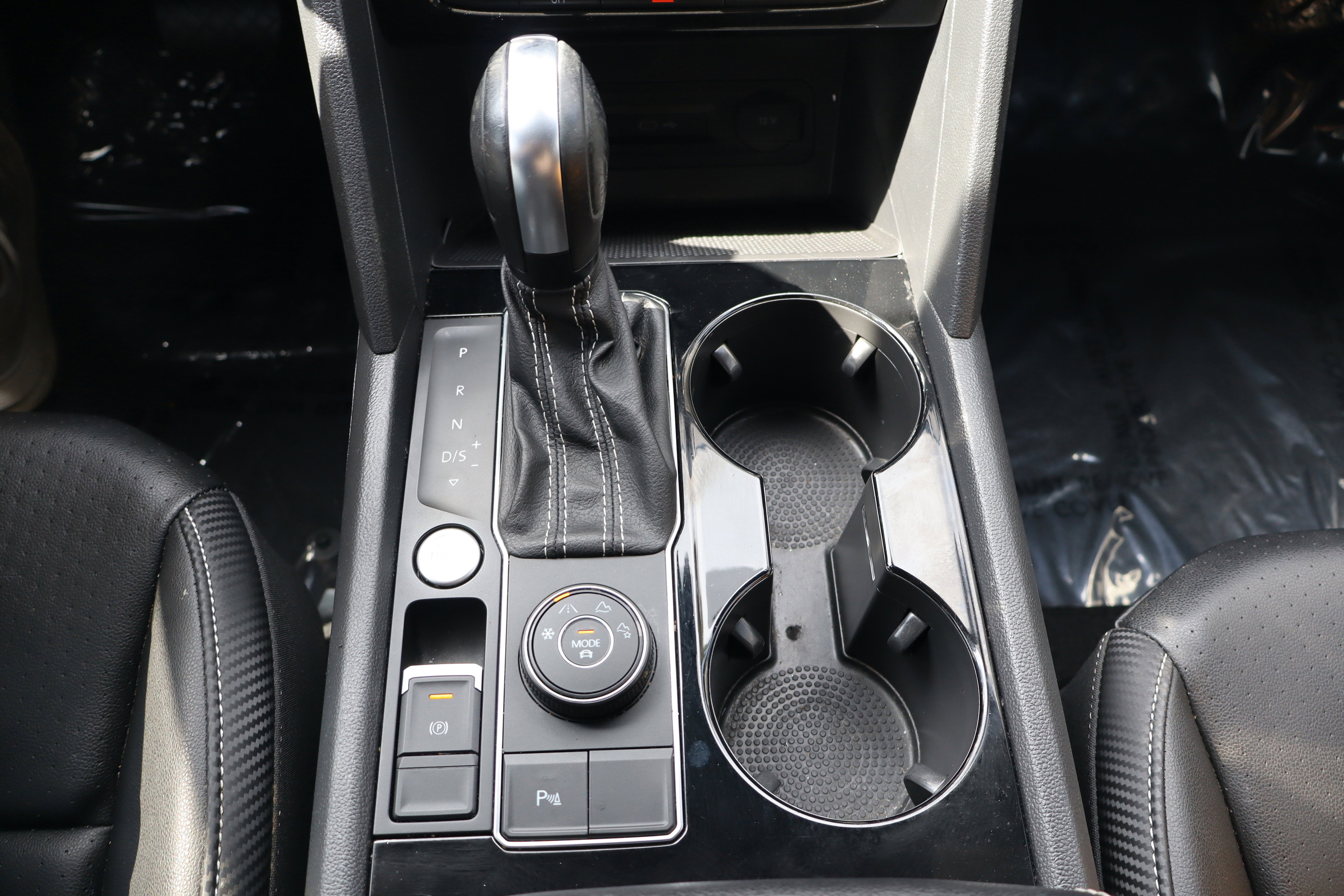 2023 Volkswagen Atlas Cross Sport 3.6L V6 SEL