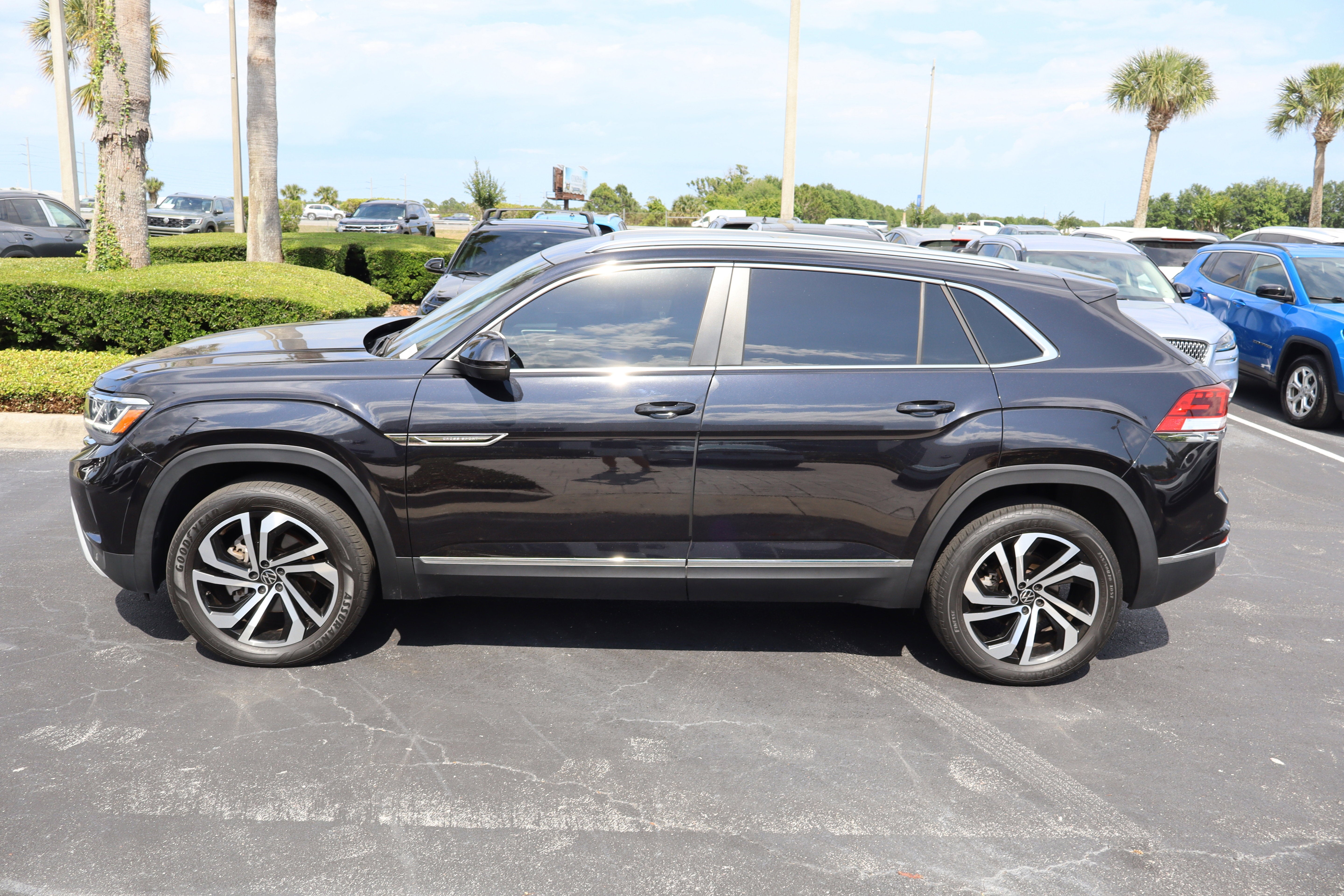 2023 Volkswagen Atlas Cross Sport 3.6L V6 SEL