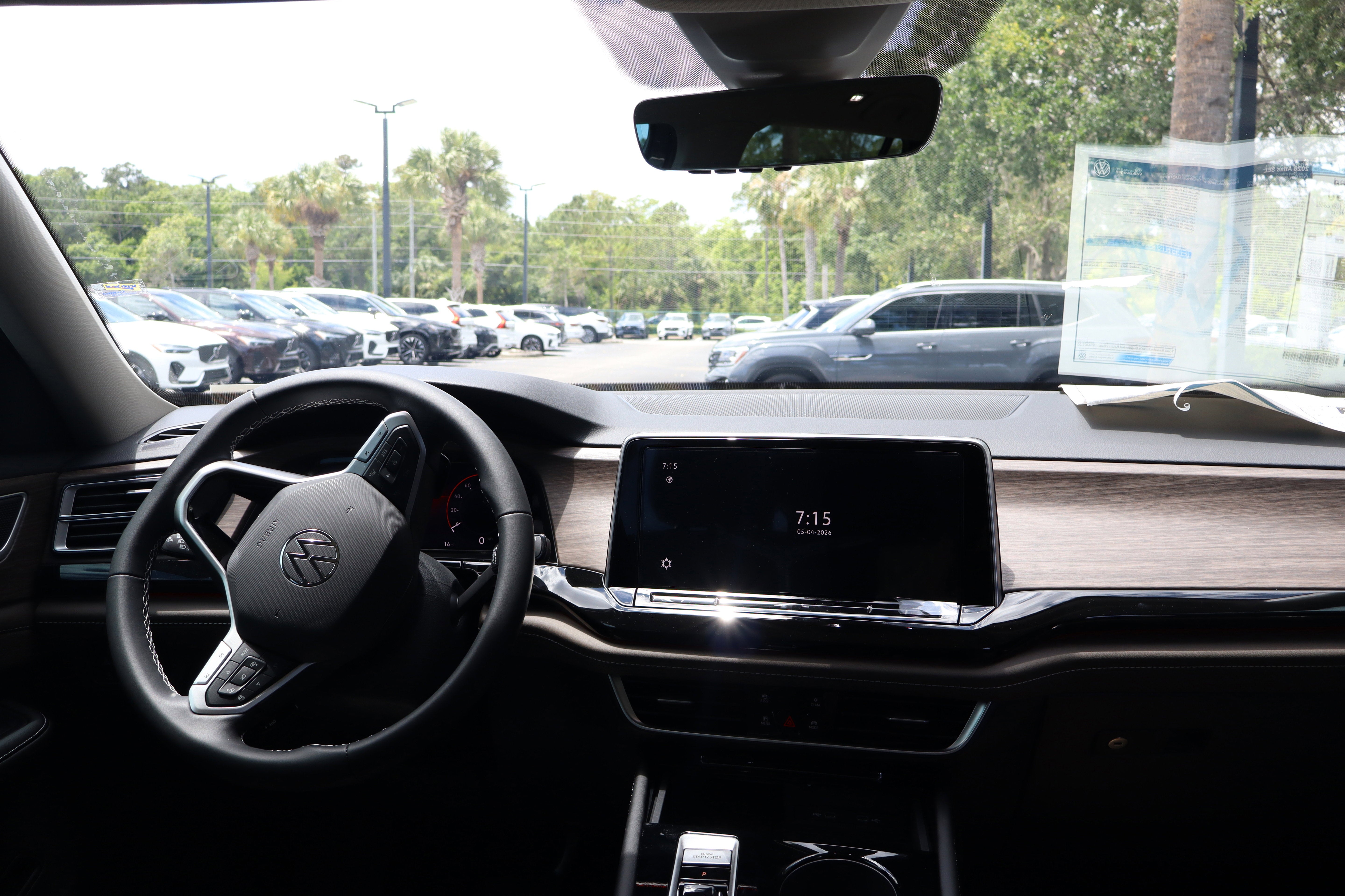 2026 Volkswagen Atlas 2.0T SEL