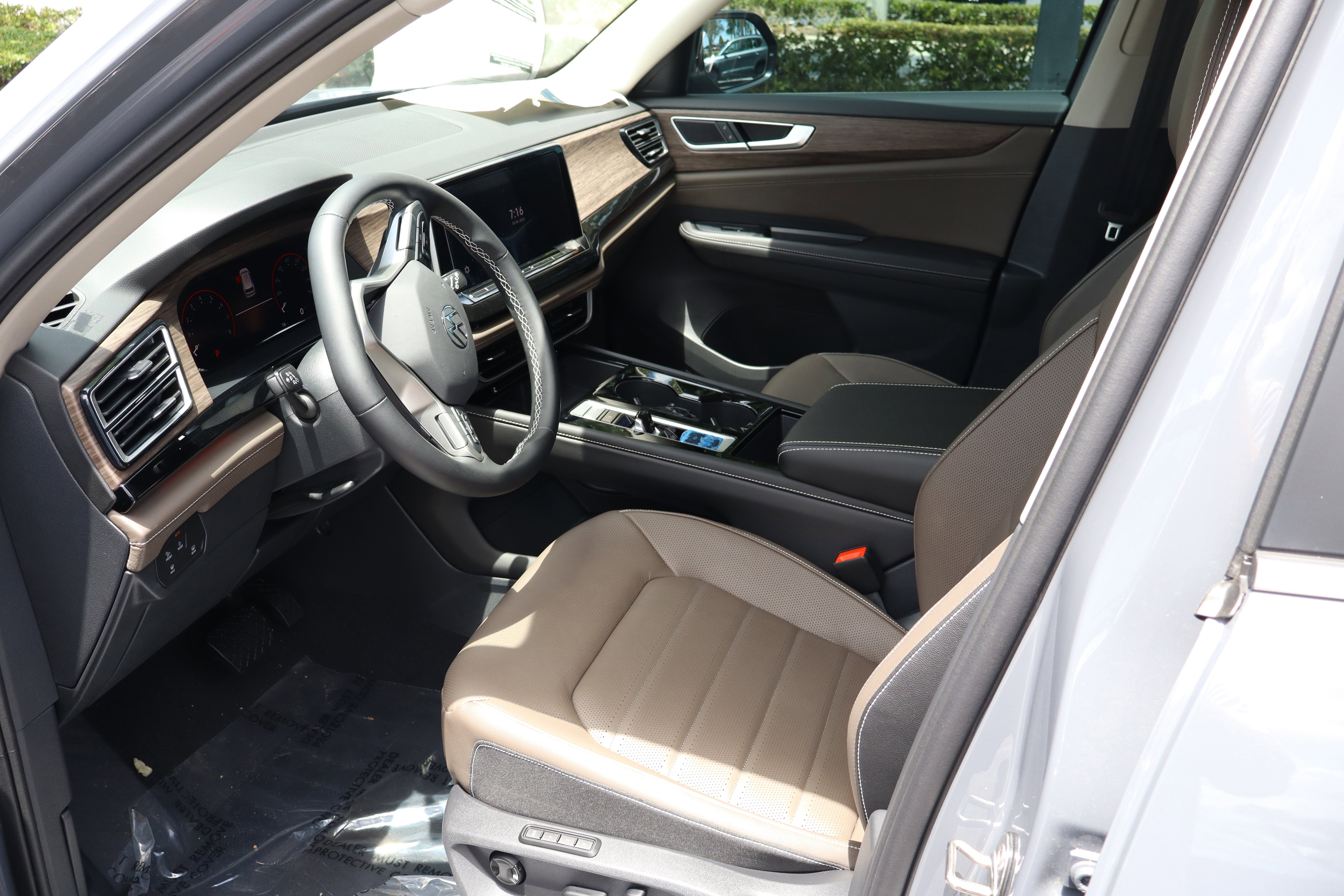 2026 Volkswagen Atlas 2.0T SEL