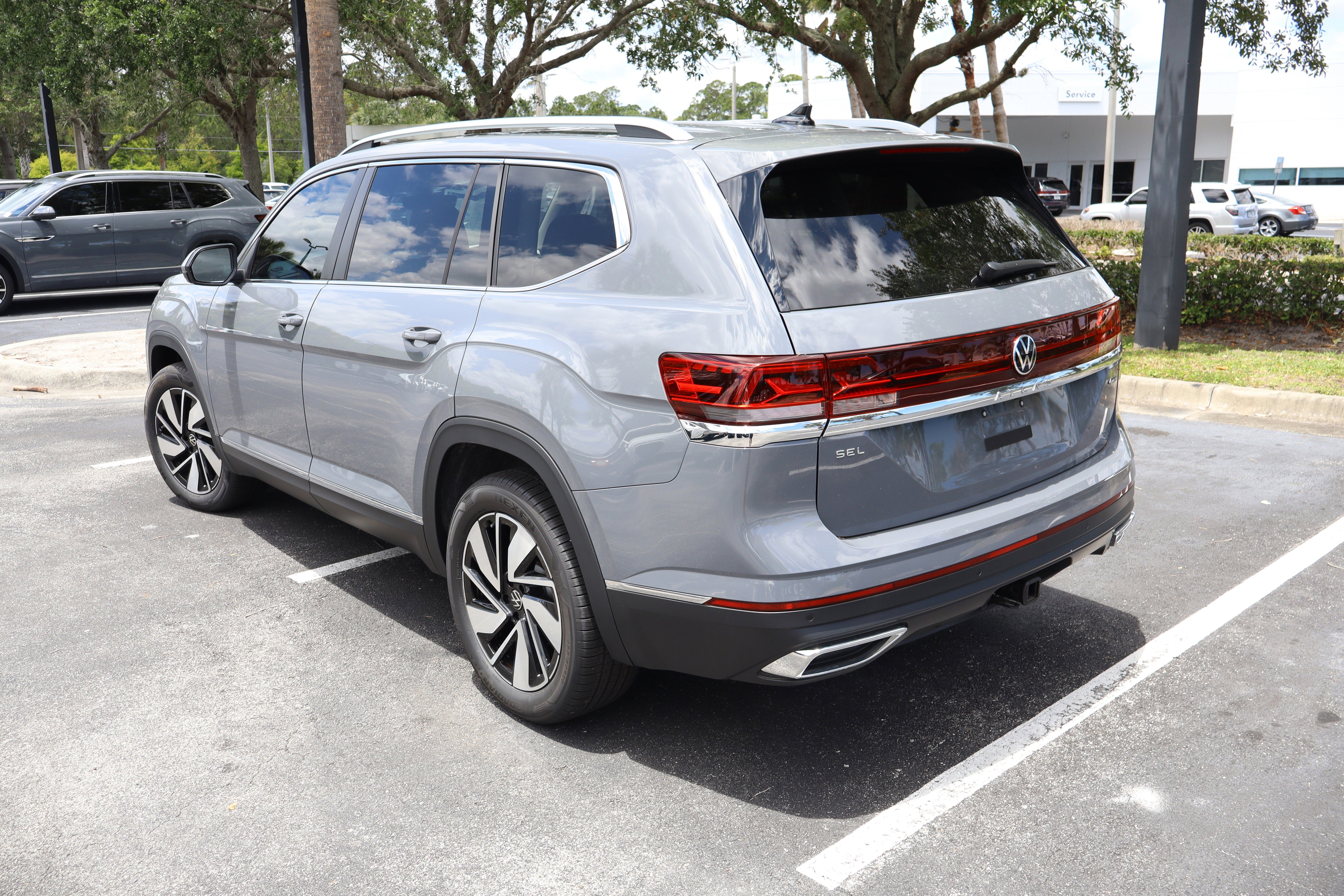 2026 Volkswagen Atlas 2.0T SEL