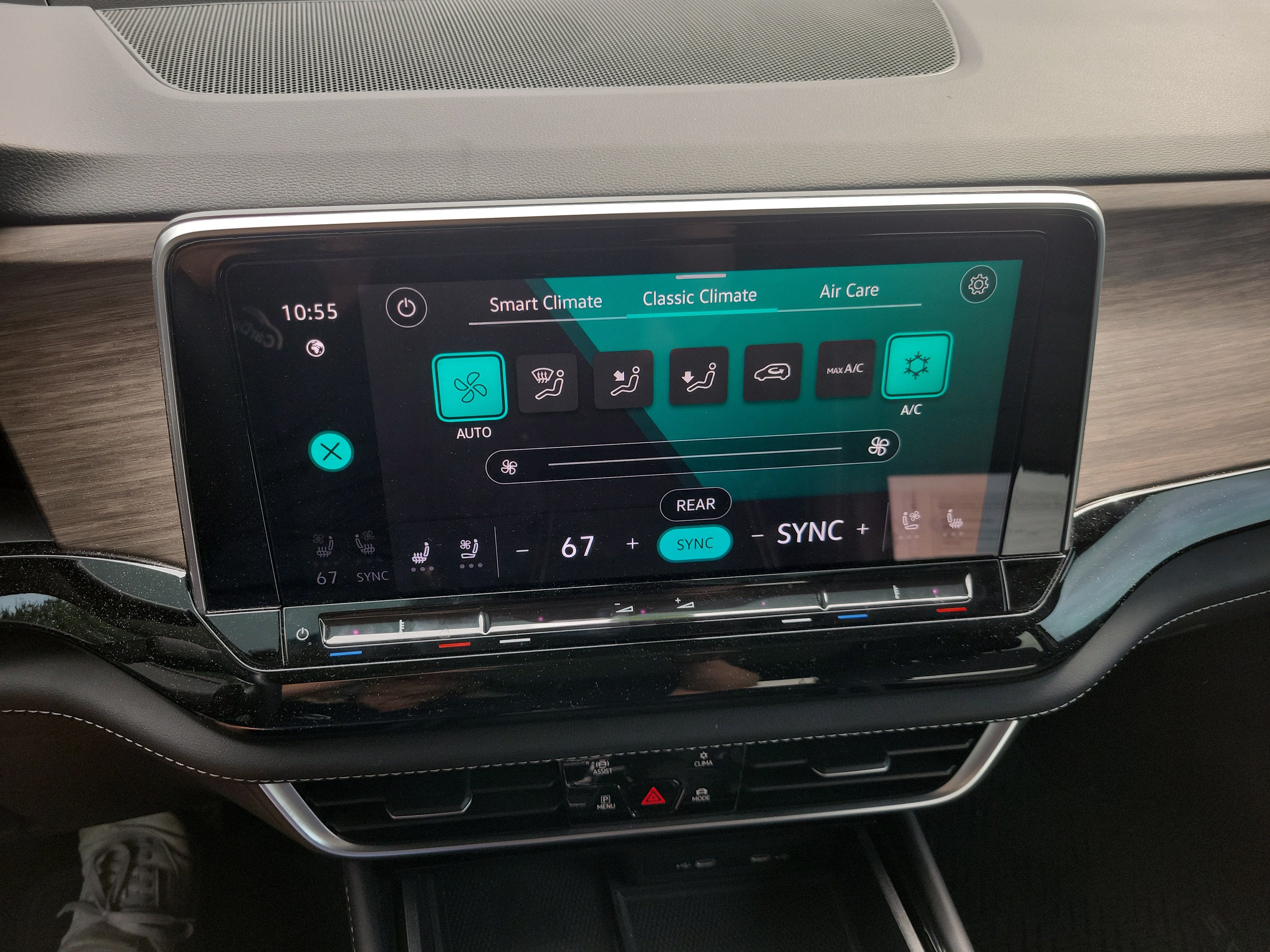 2024 Volkswagen Atlas 2.0T SEL