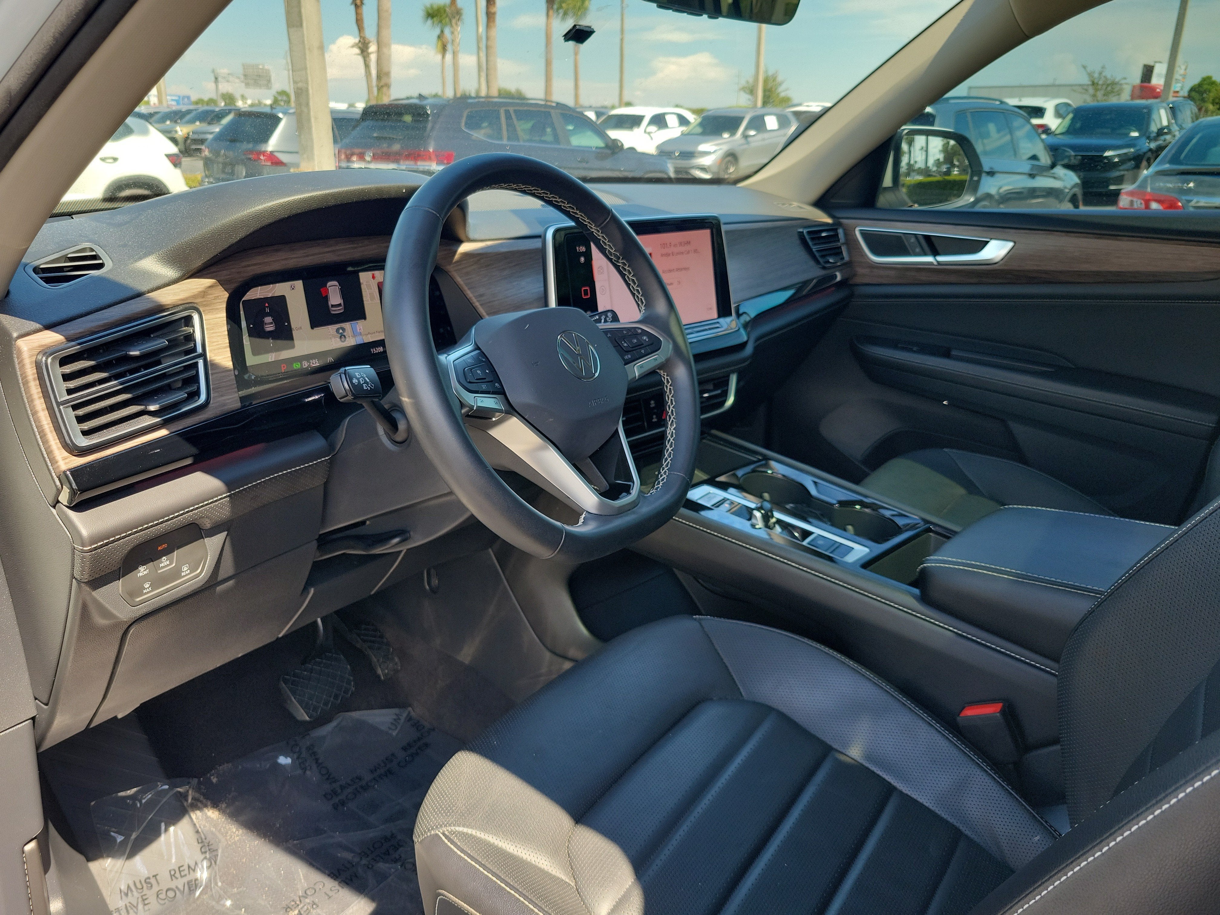 2024 Volkswagen Atlas 2.0T SEL