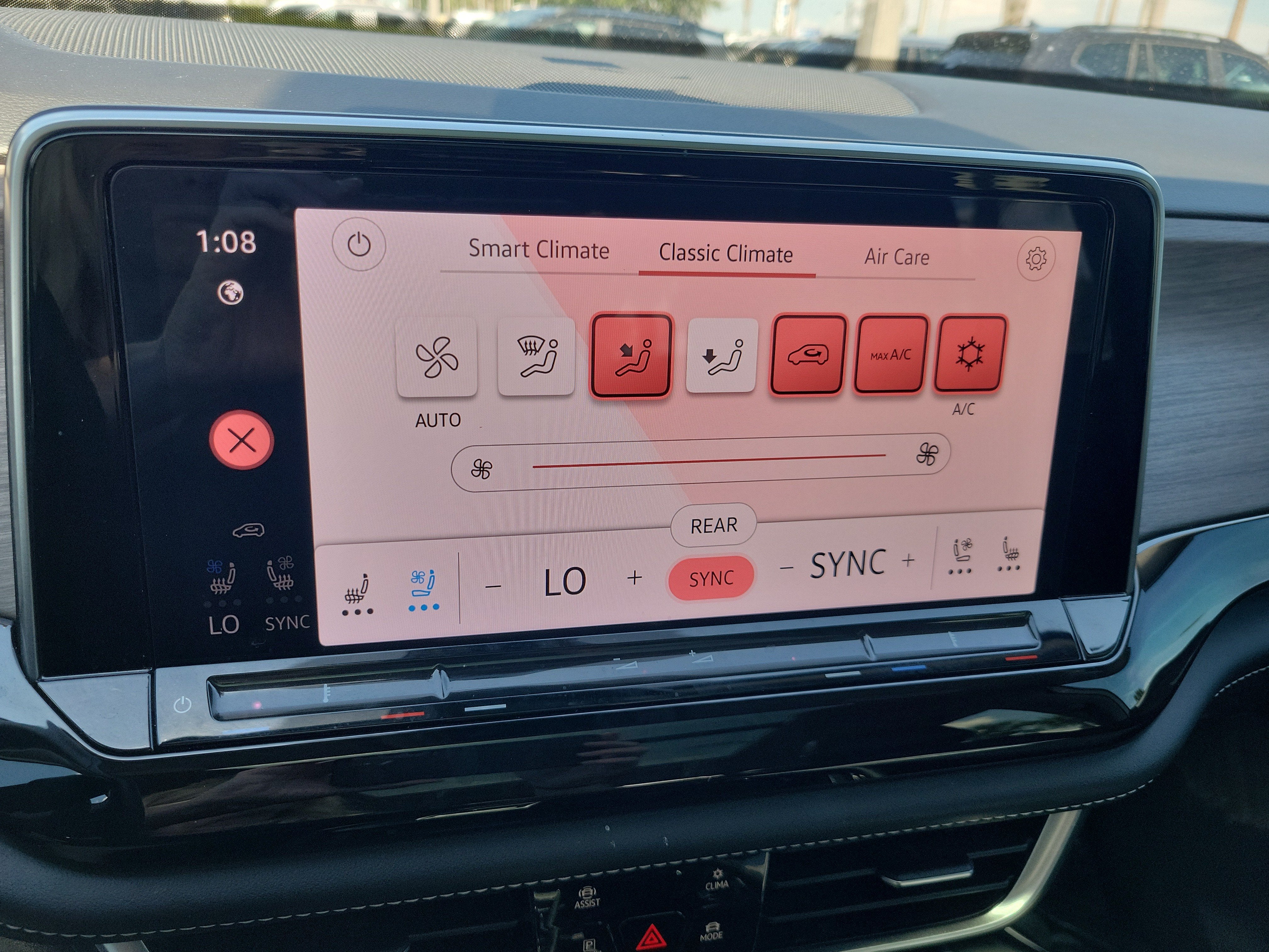 2024 Volkswagen Atlas 2.0T SEL