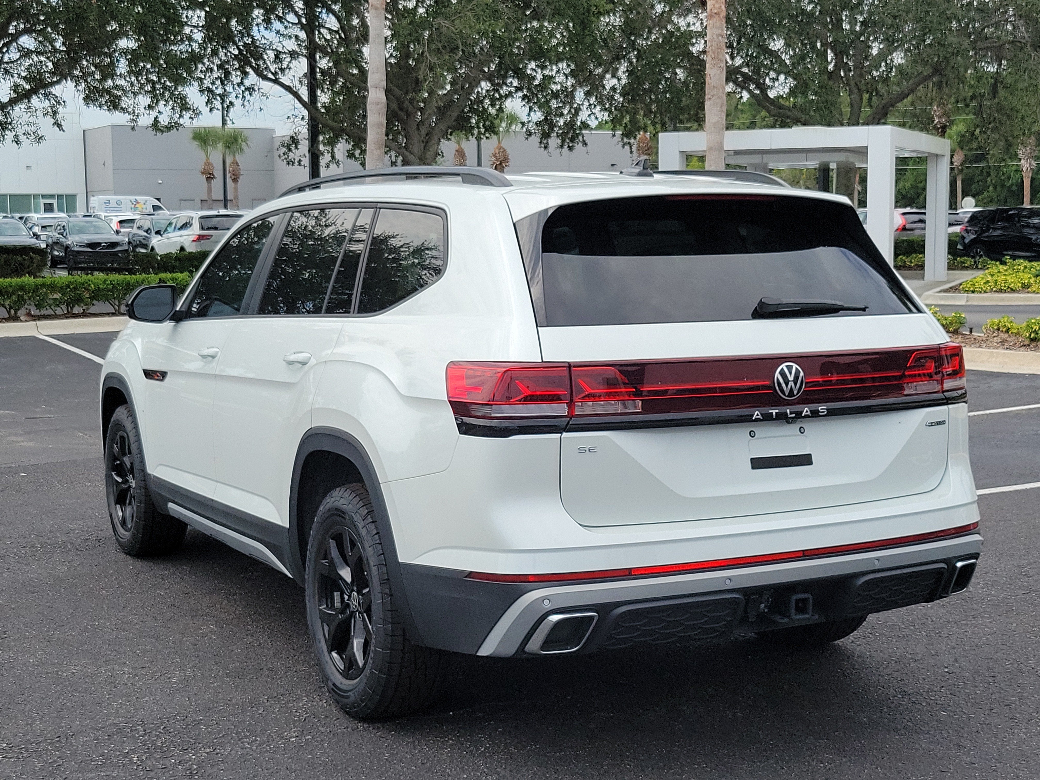 2026 Volkswagen Atlas 2.0T Peak Edition