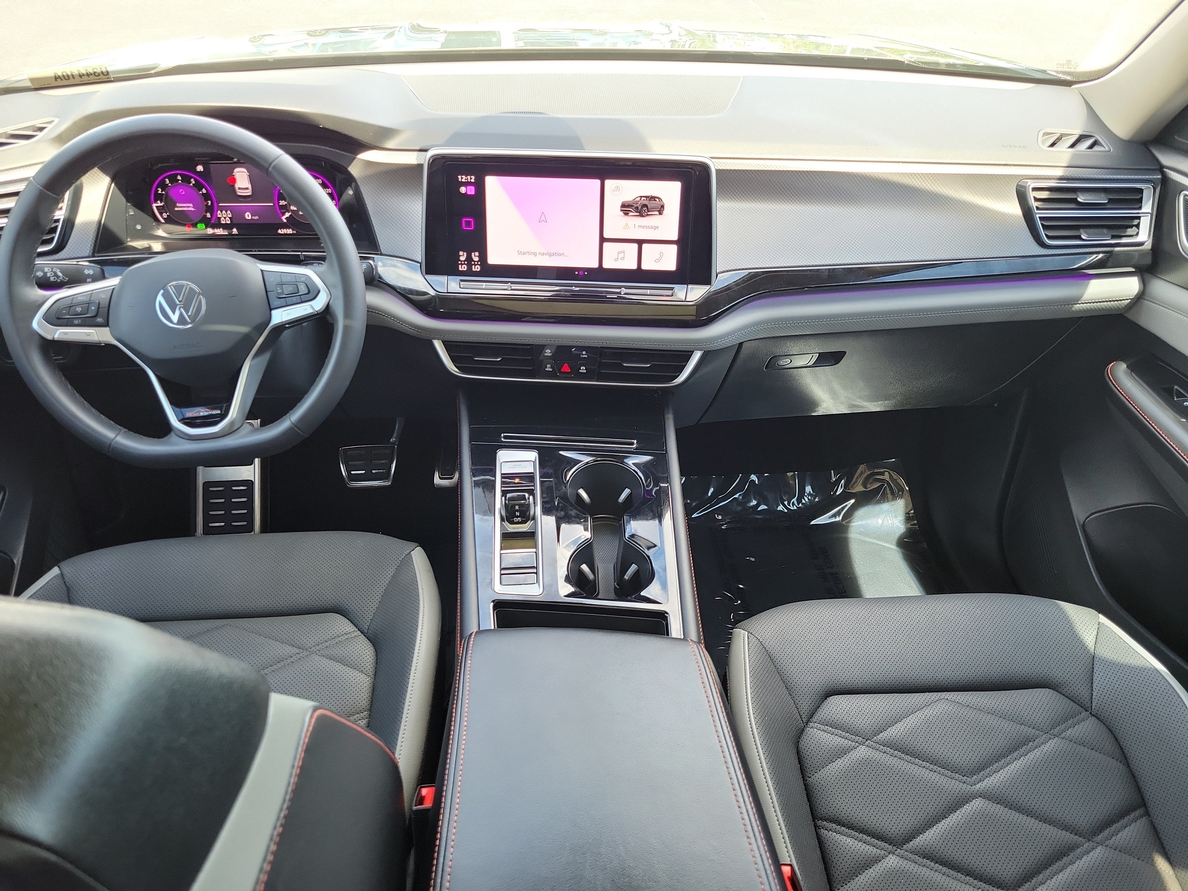 2024 Volkswagen Atlas 2.0T Peak Edition SE w/Technology
