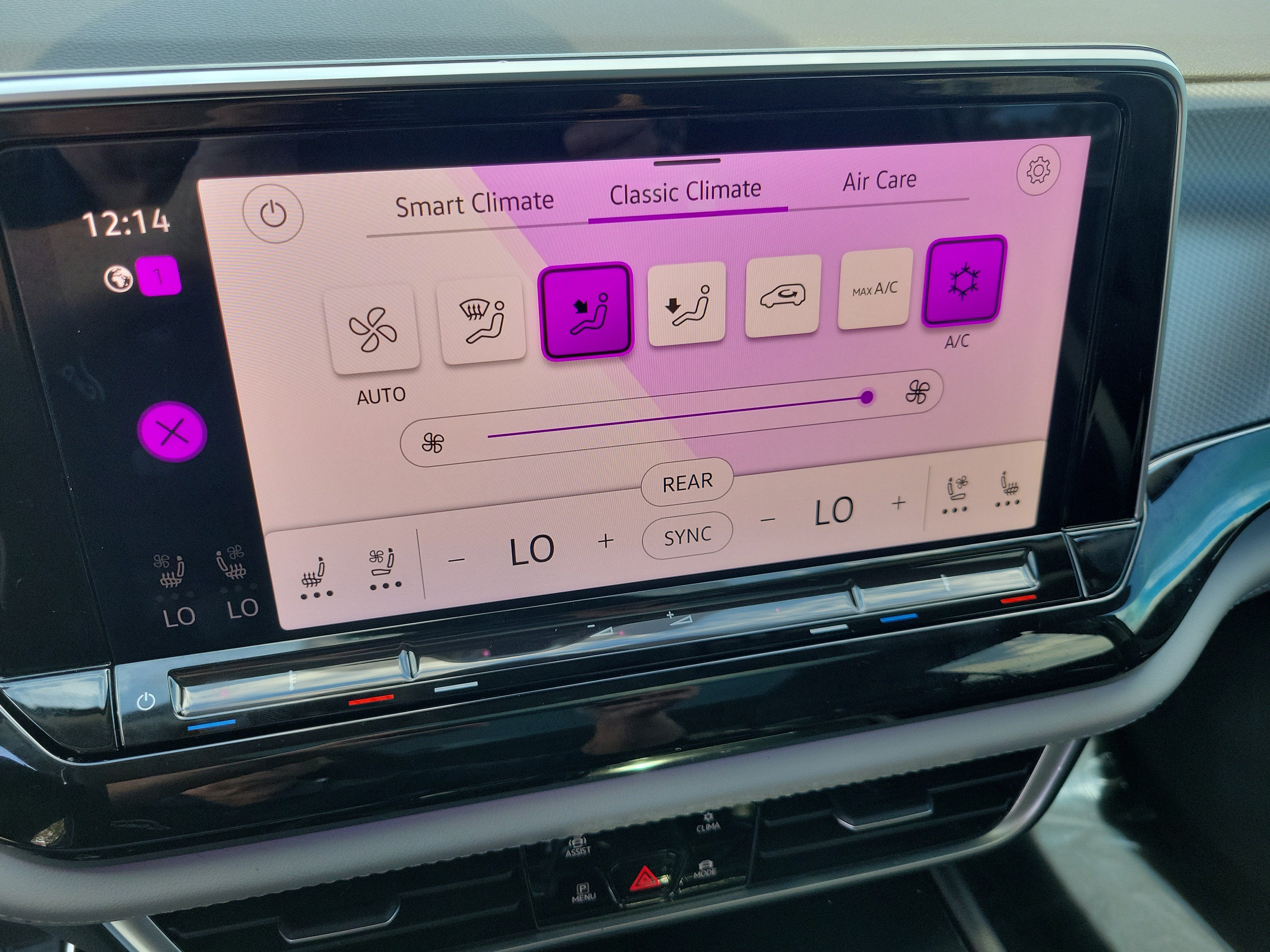 2024 Volkswagen Atlas 2.0T Peak Edition SE w/Technology