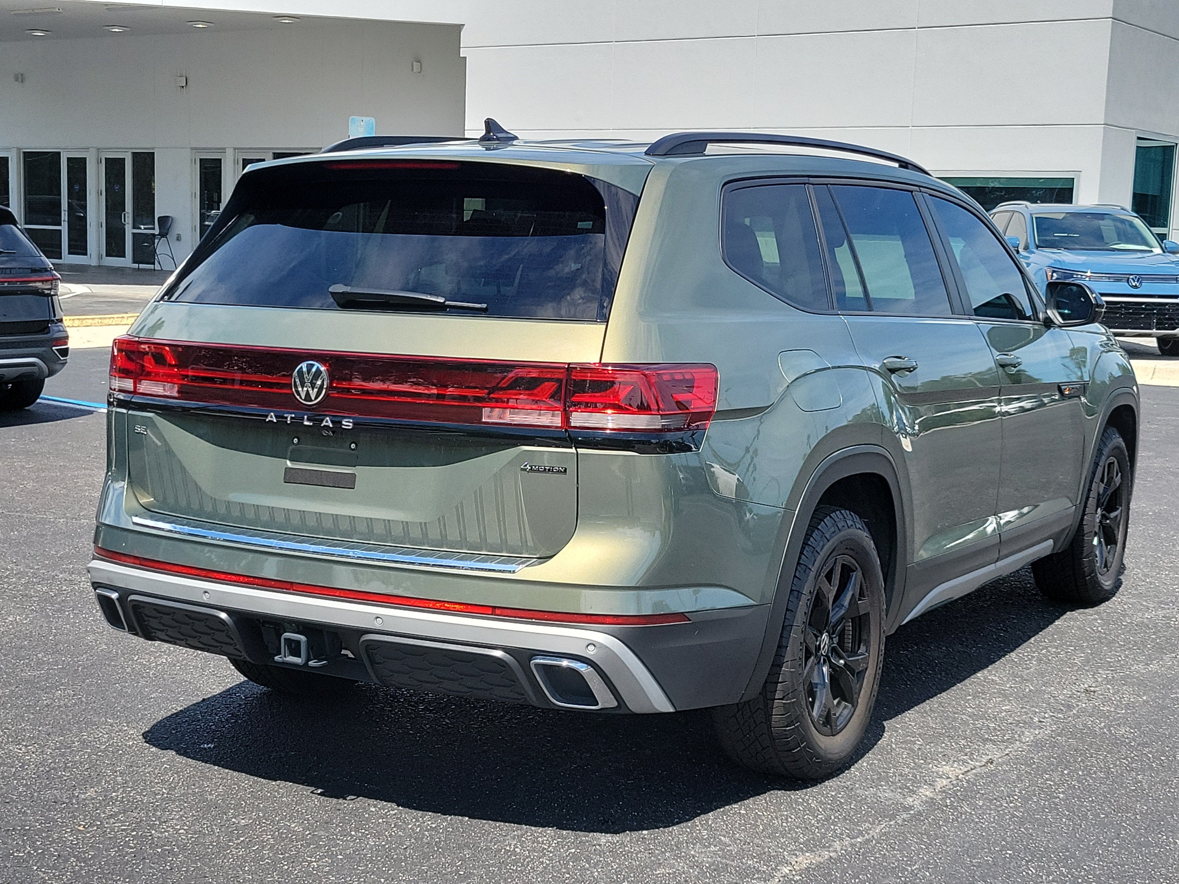 2024 Volkswagen Atlas 2.0T Peak Edition SE w/Technology
