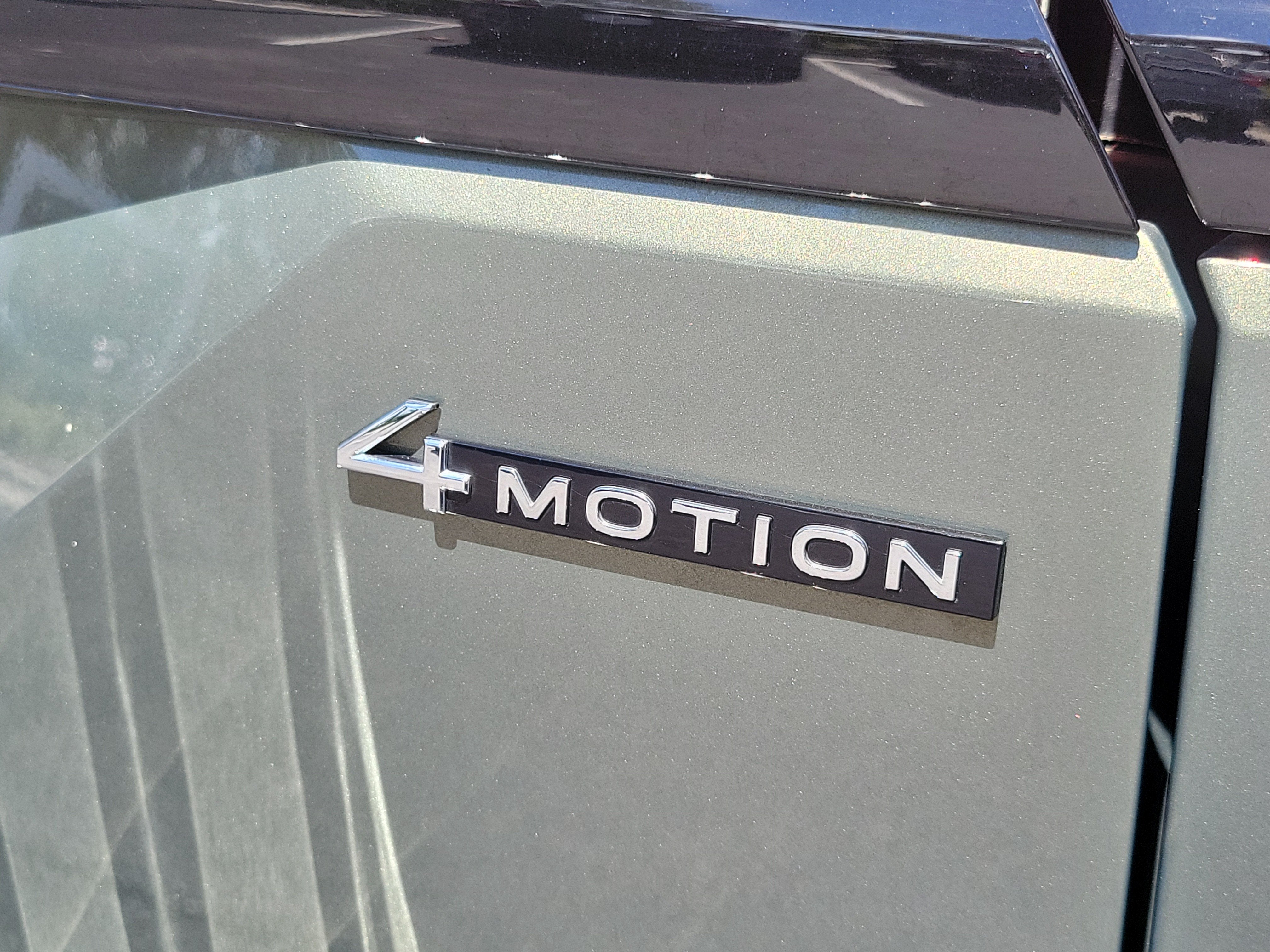 2024 Volkswagen Atlas 2.0T Peak Edition SE w/Technology