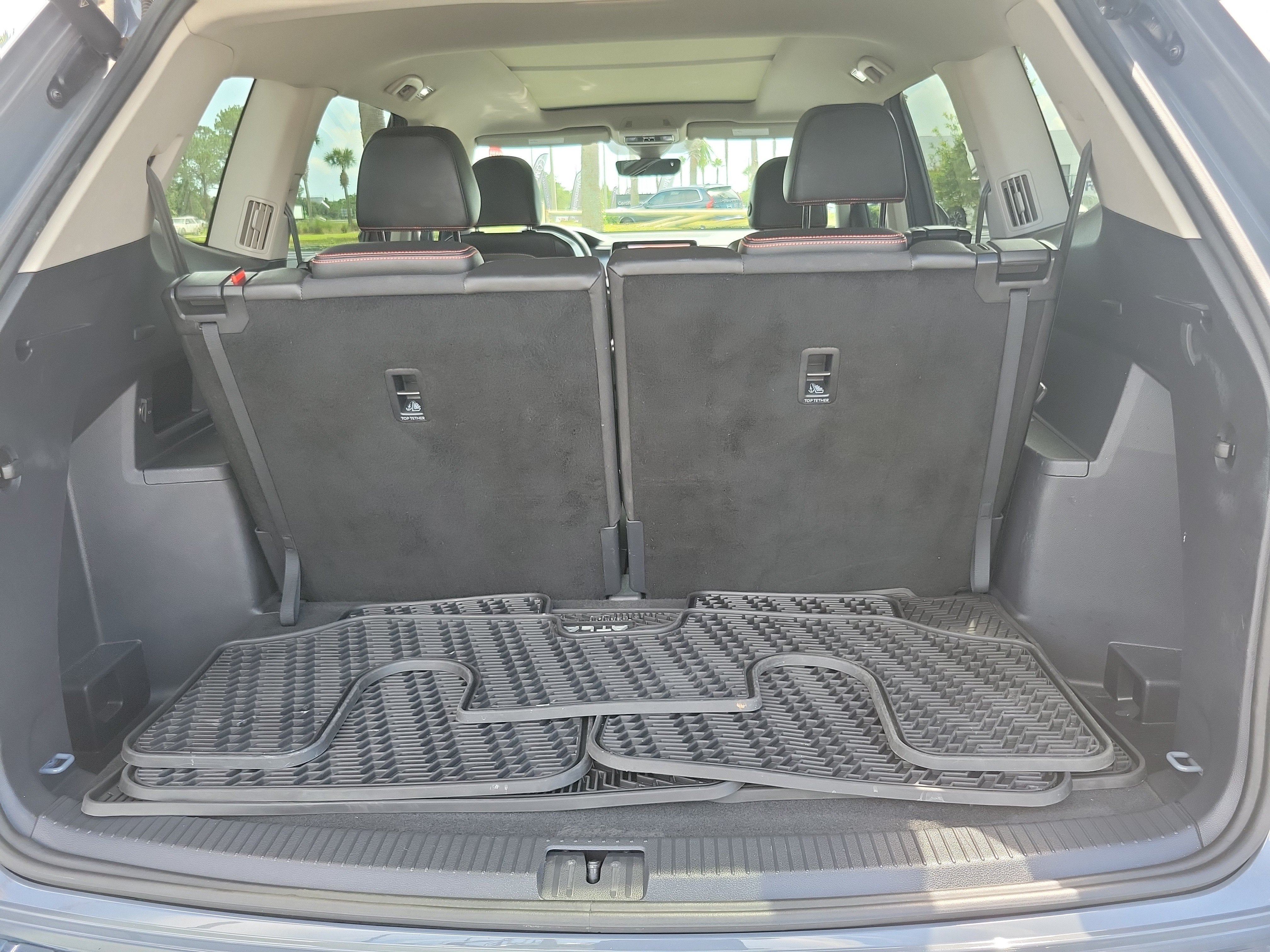 2024 Volkswagen Atlas 2.0T Peak Edition SE w/Technology