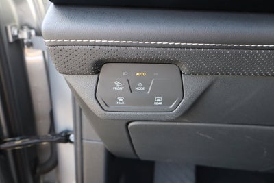 2024 Volkswagen Atlas Cross Sport 2.0T SE