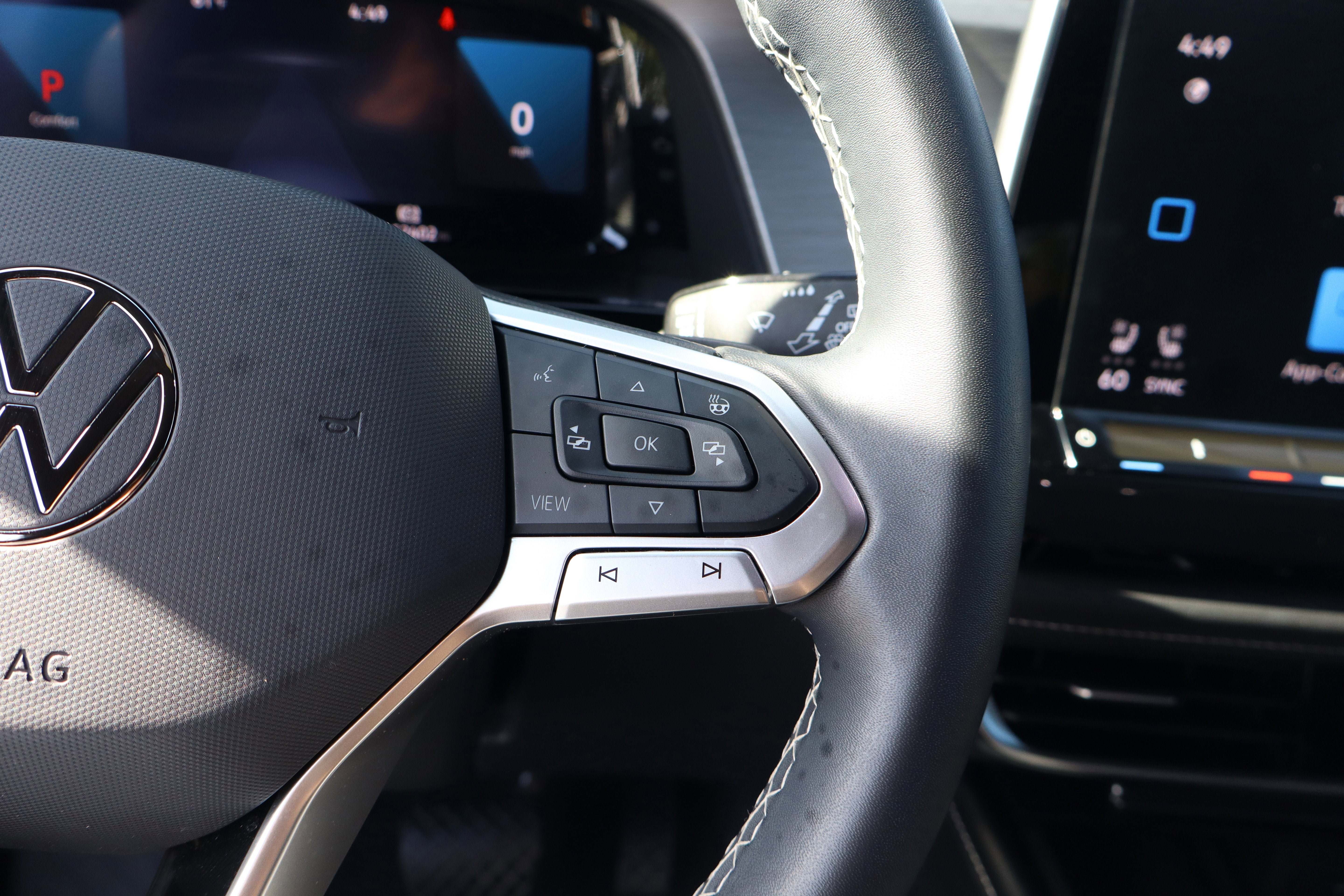 2024 Volkswagen Atlas Cross Sport 2.0T SE