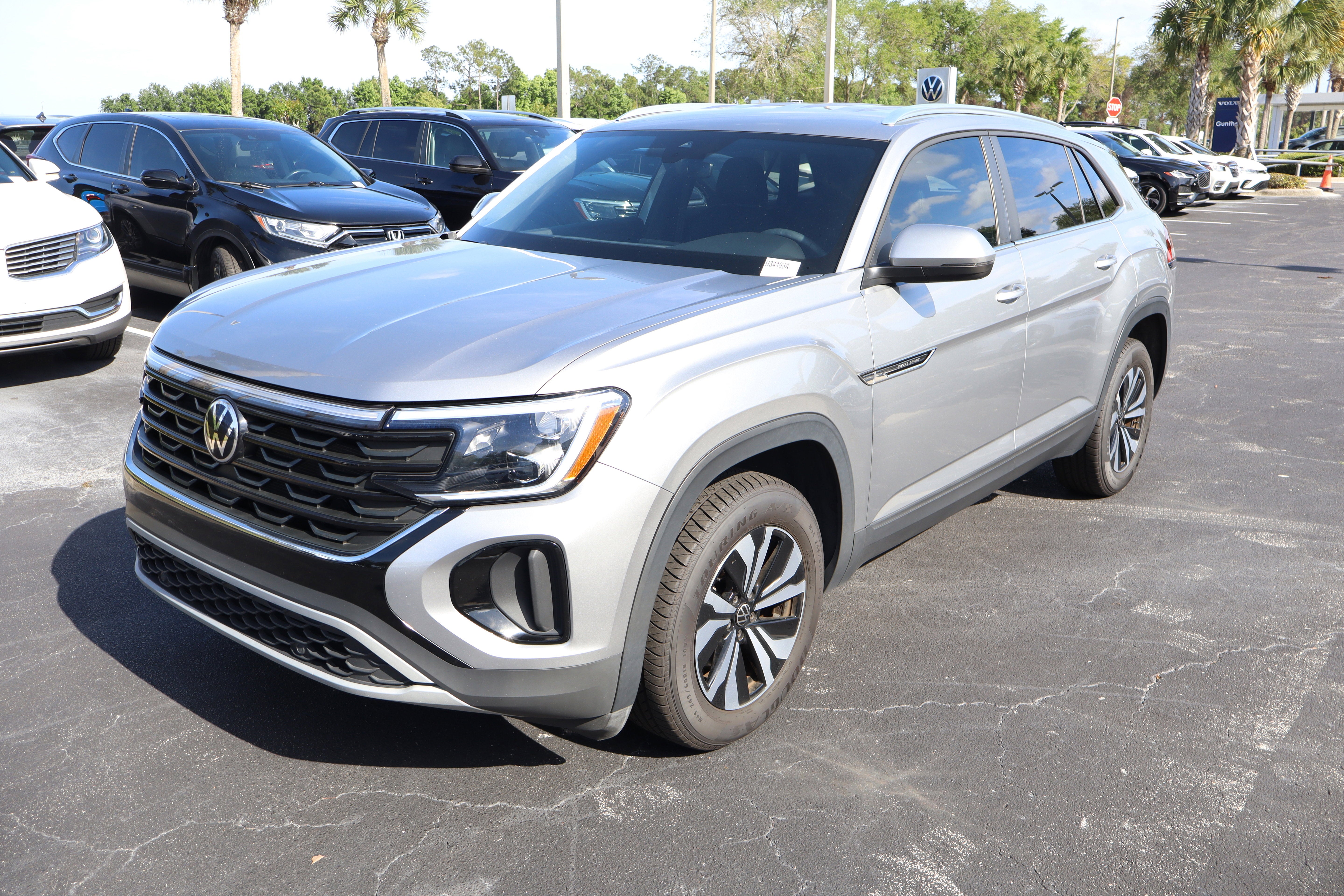 2024 Volkswagen Atlas Cross Sport 2.0T SE