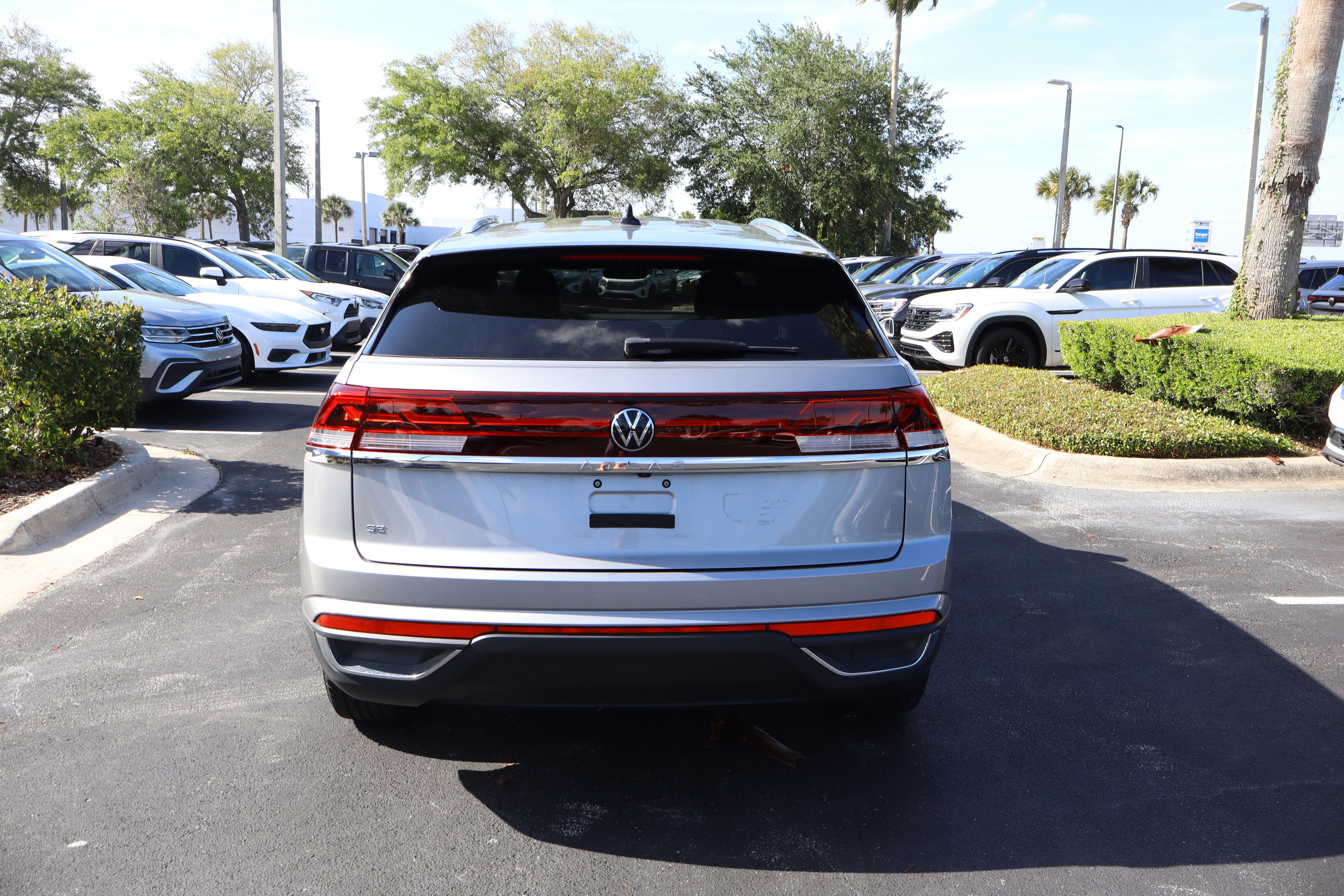 2024 Volkswagen Atlas Cross Sport 2.0T SE