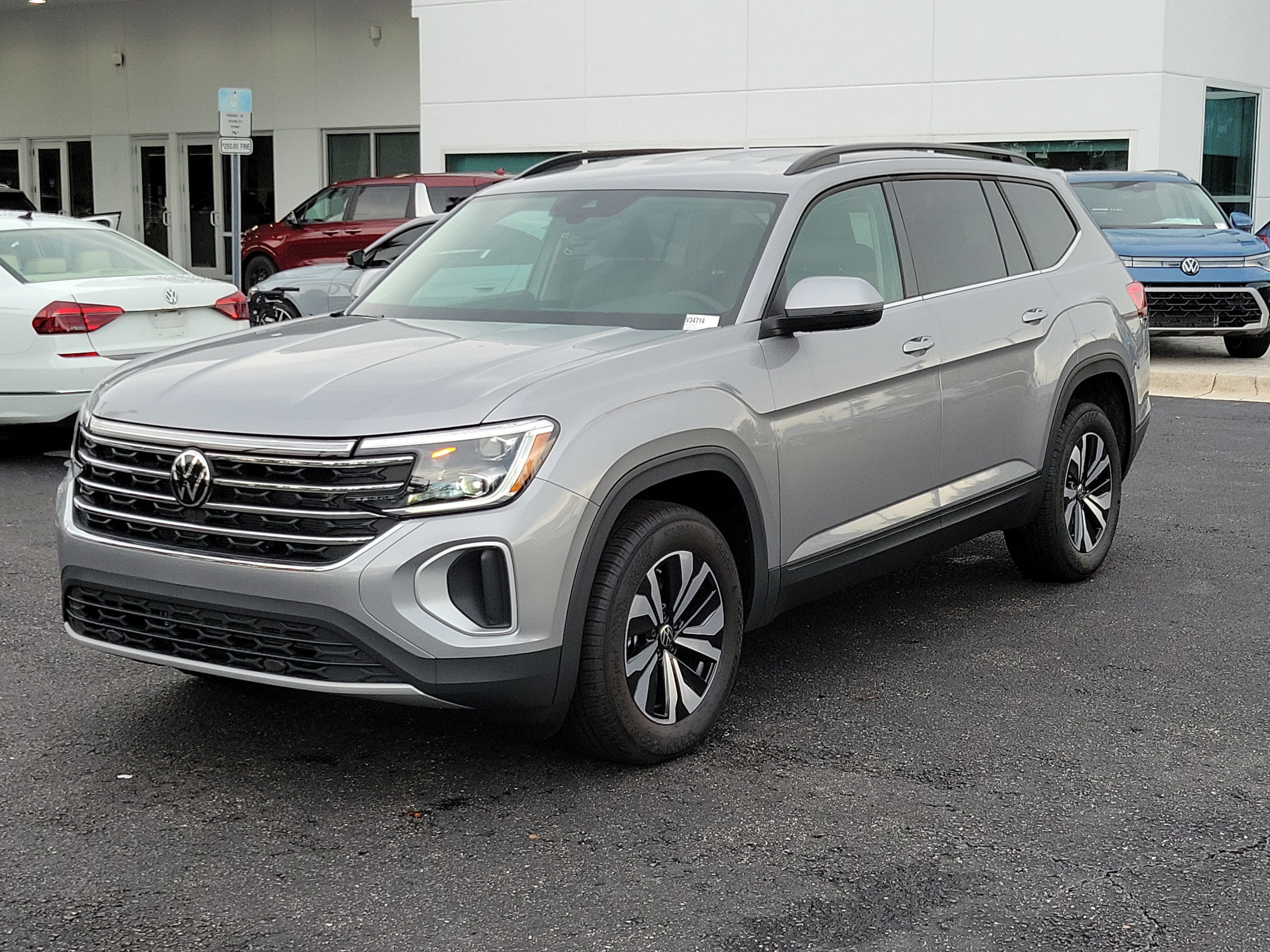 2026 Volkswagen Atlas 2.0T SE