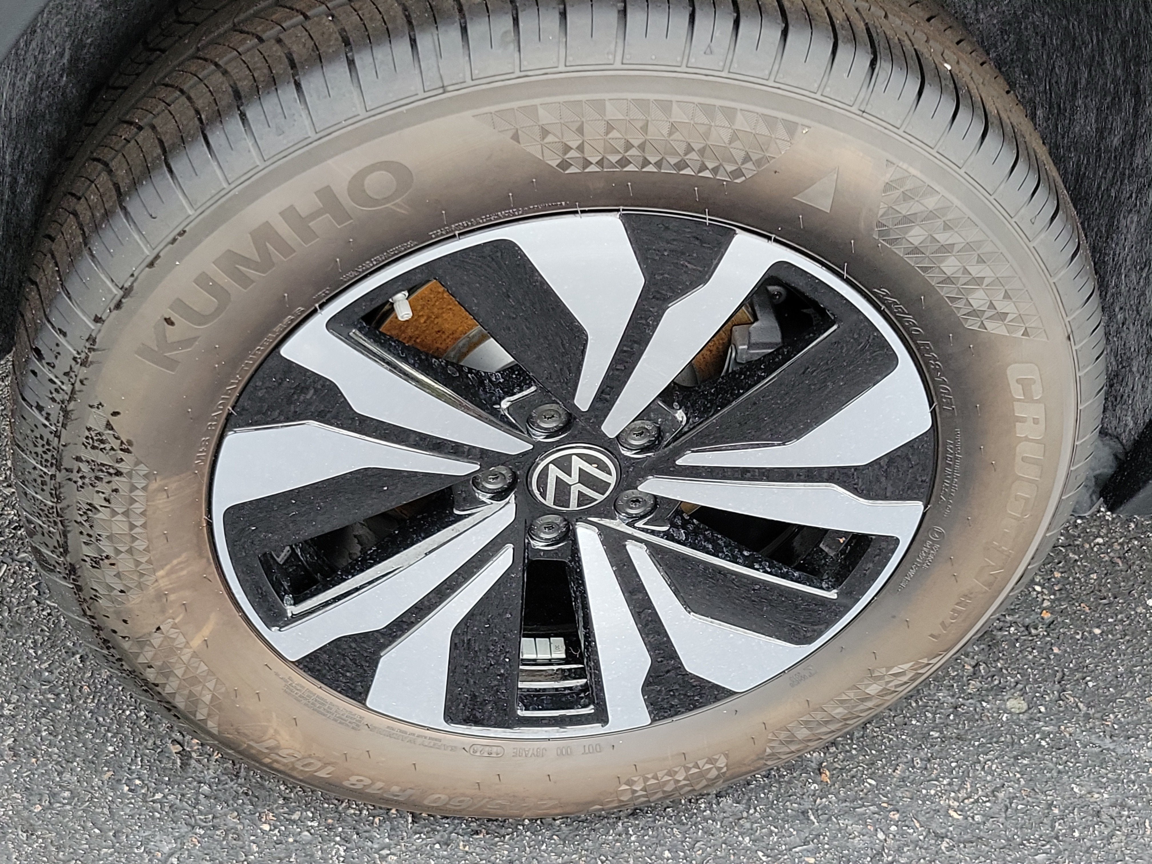 2026 Volkswagen Atlas 2.0T SE