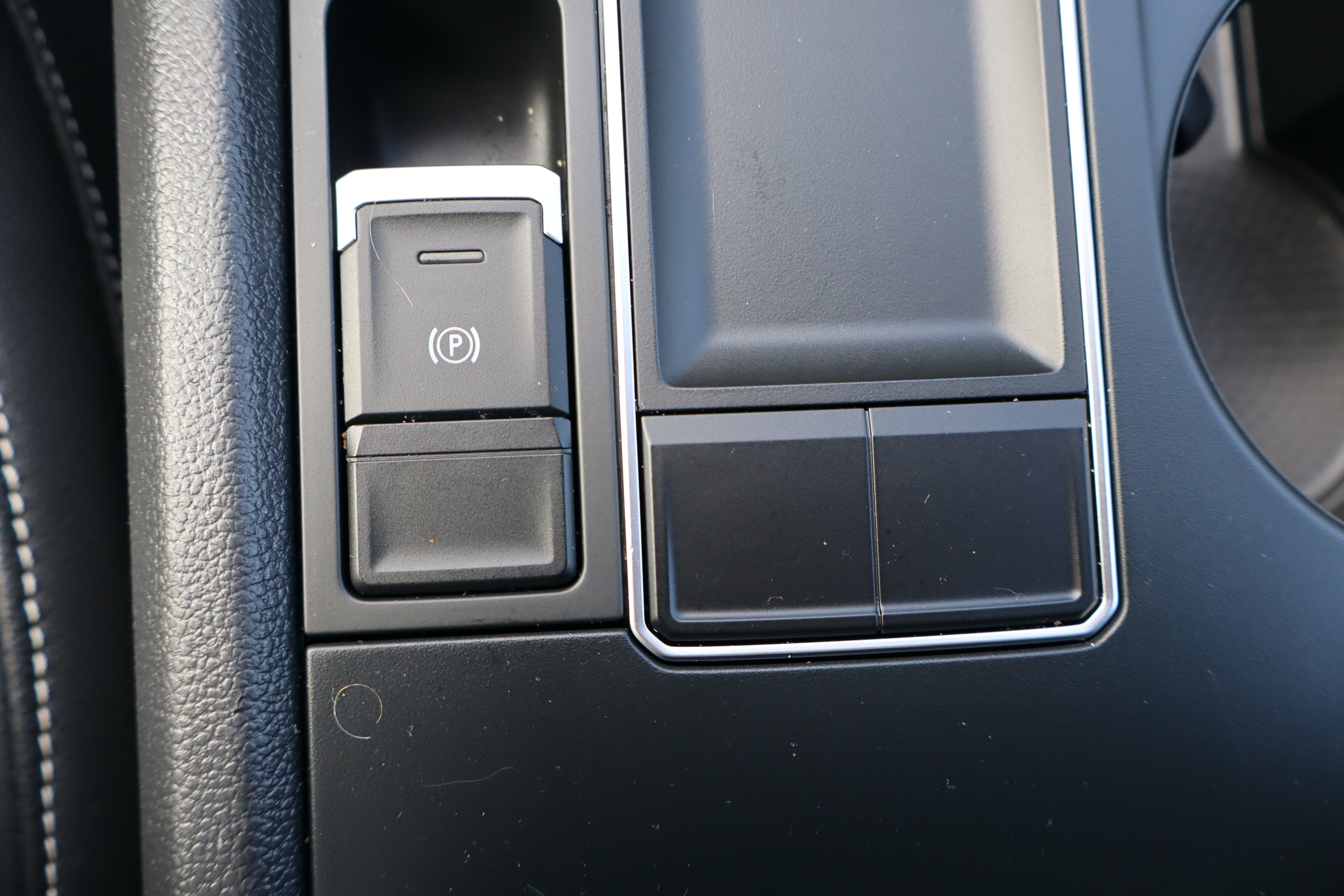 2023 Volkswagen Atlas 2.0T SE