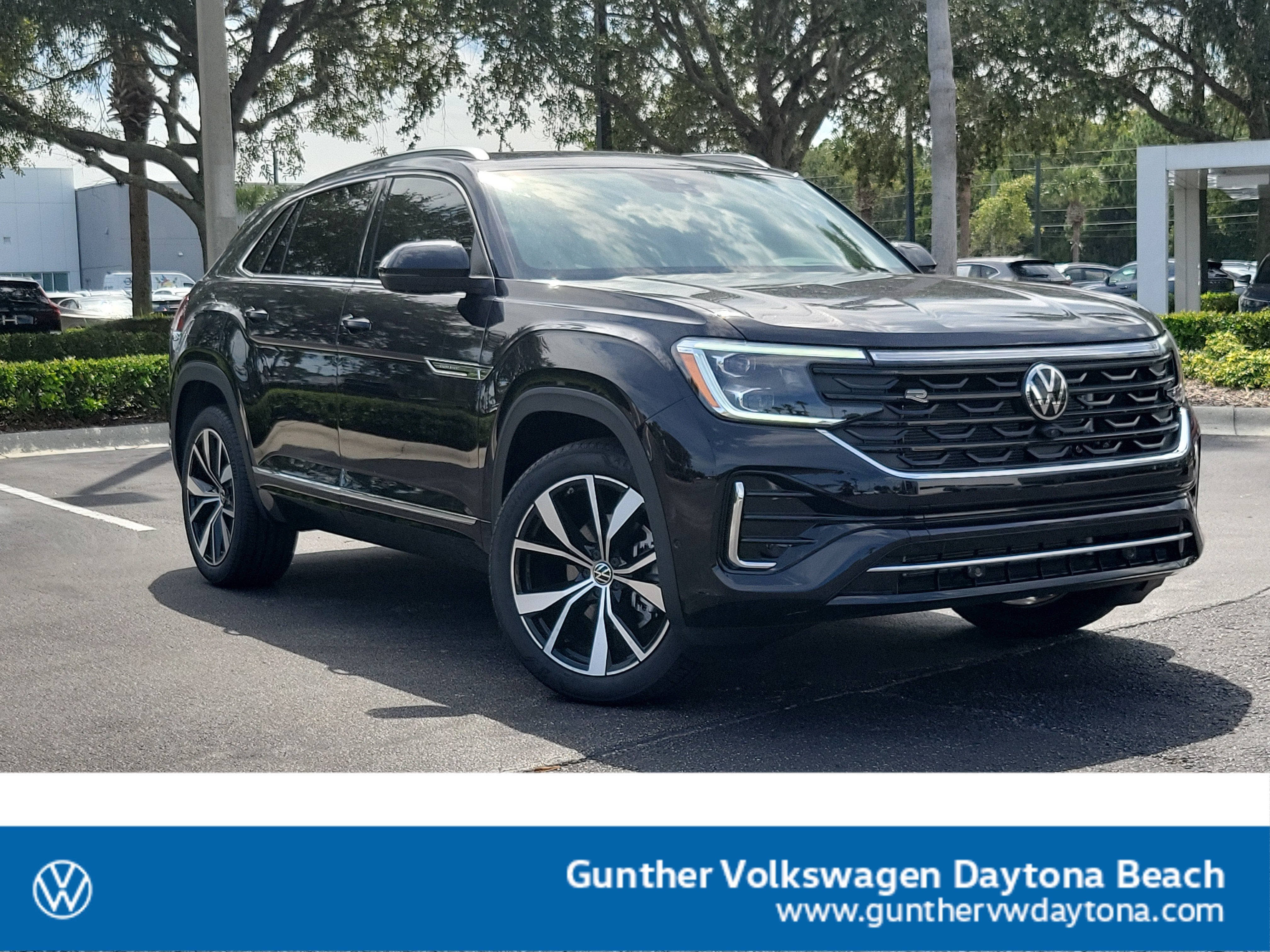 2026 Volkswagen Atlas Cross Sport 2.0T SEL Premium R-Line
