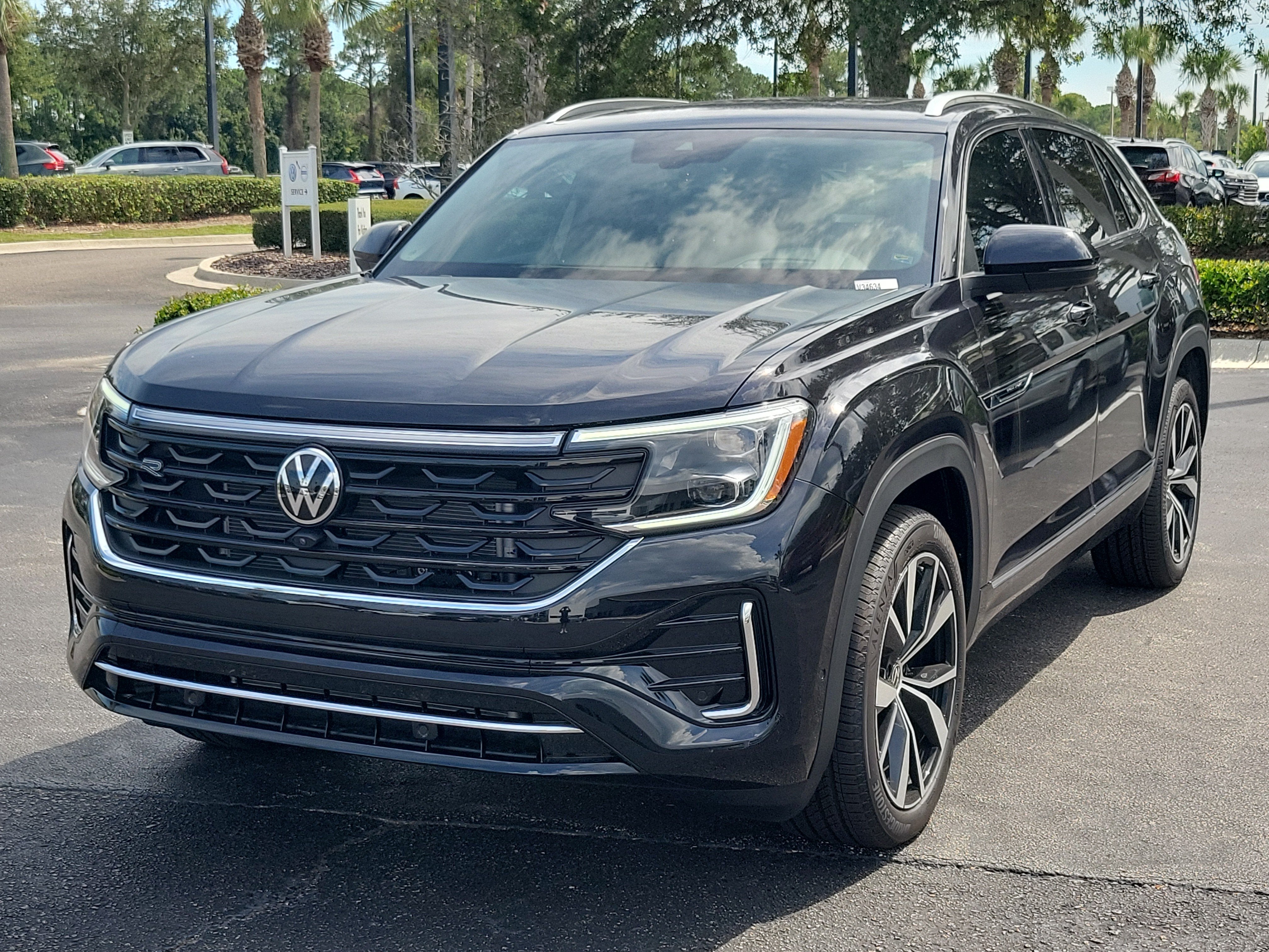 2026 Volkswagen Atlas Cross Sport 2.0T SEL Premium R-Line