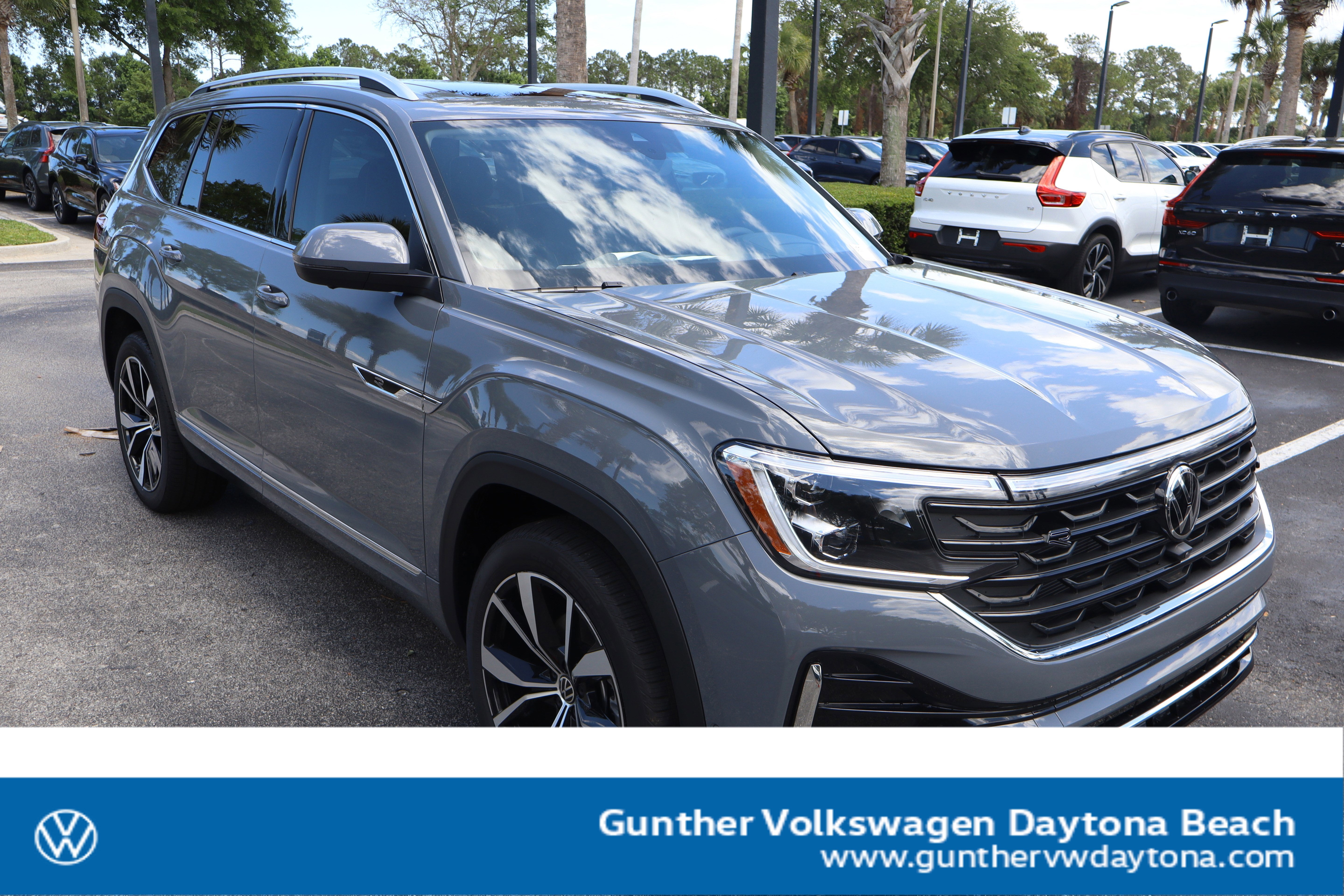 2026 Volkswagen Atlas 2.0T SEL Premium R-Line