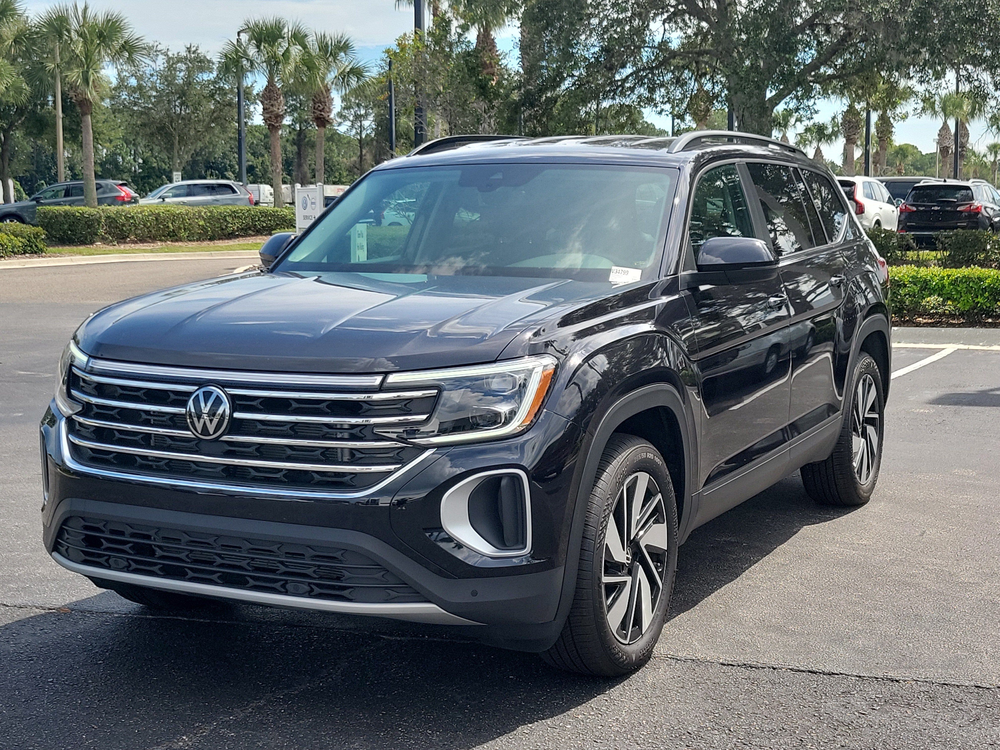 2026 Volkswagen Atlas 2.0T SE w/Technology