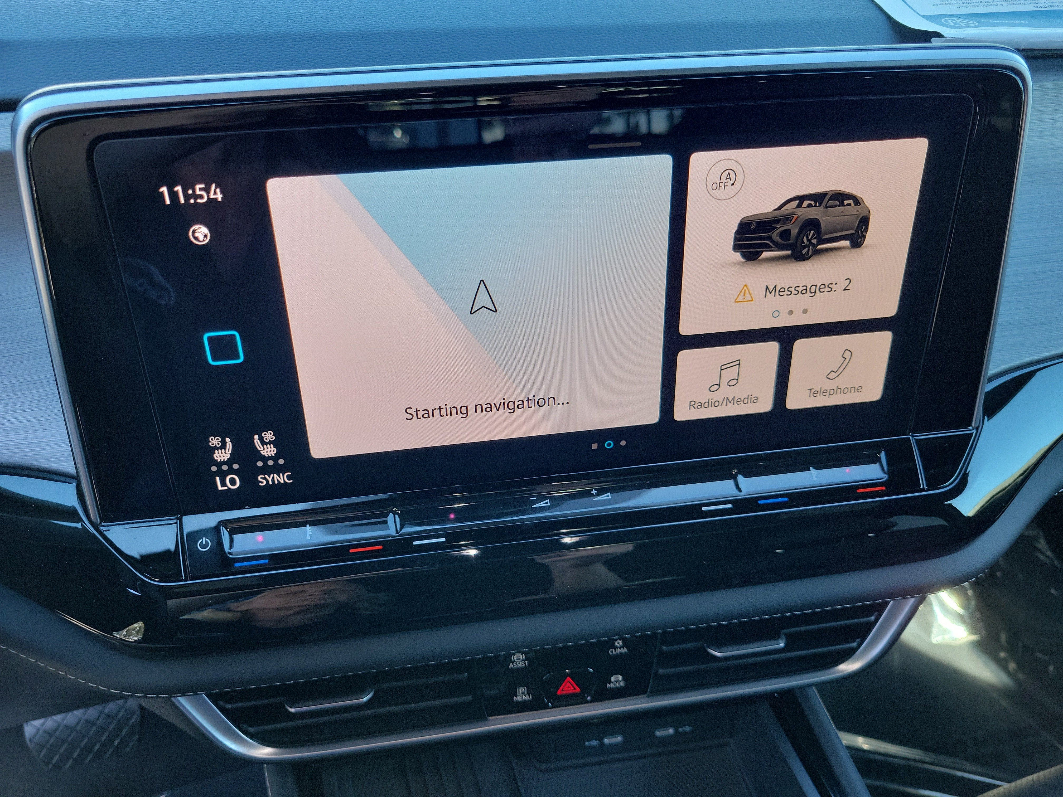 2026 Volkswagen Atlas Cross Sport 2.0T SE w/Technology