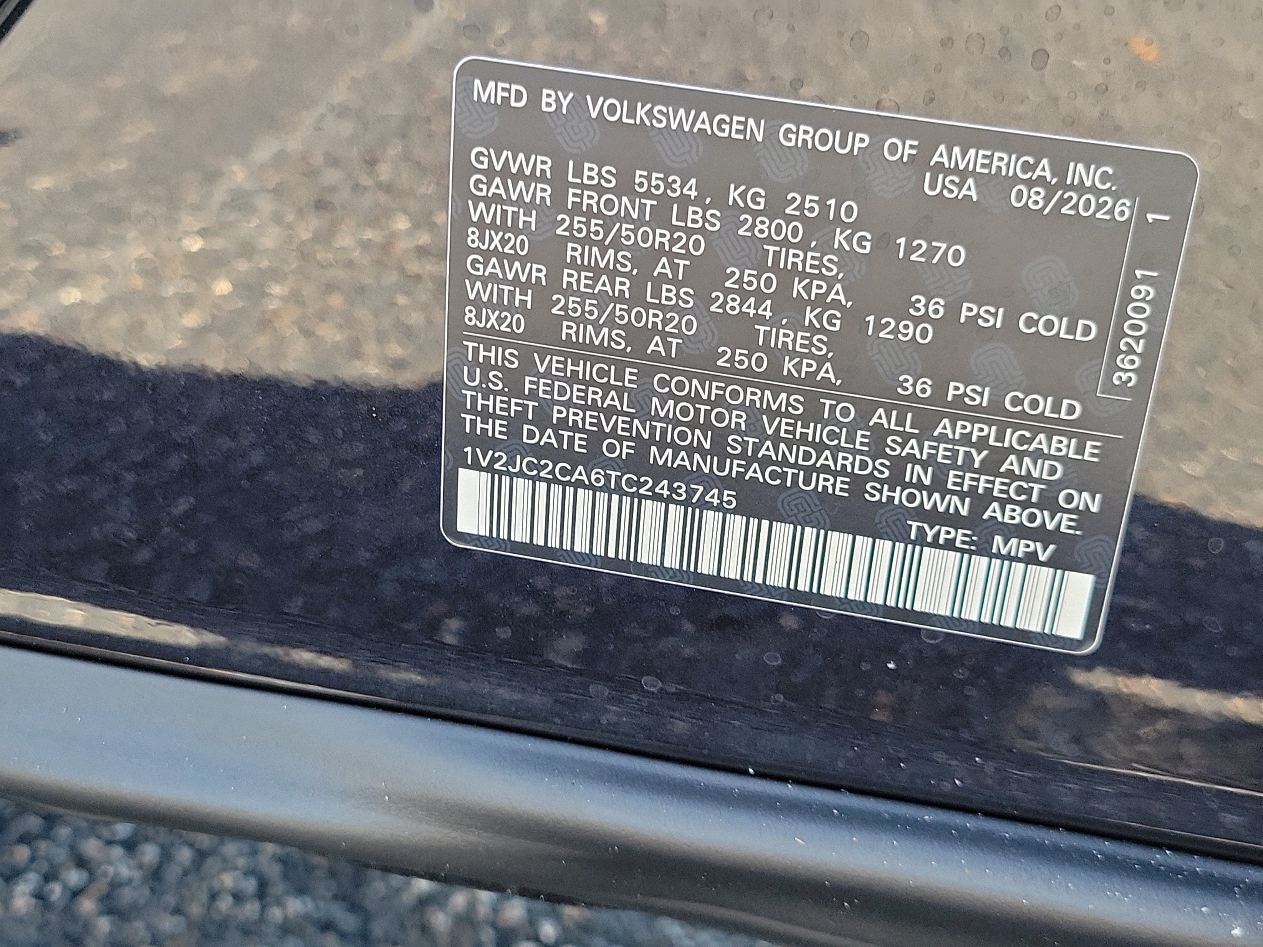 2026 Volkswagen Atlas Cross Sport 2.0T SE w/Technology