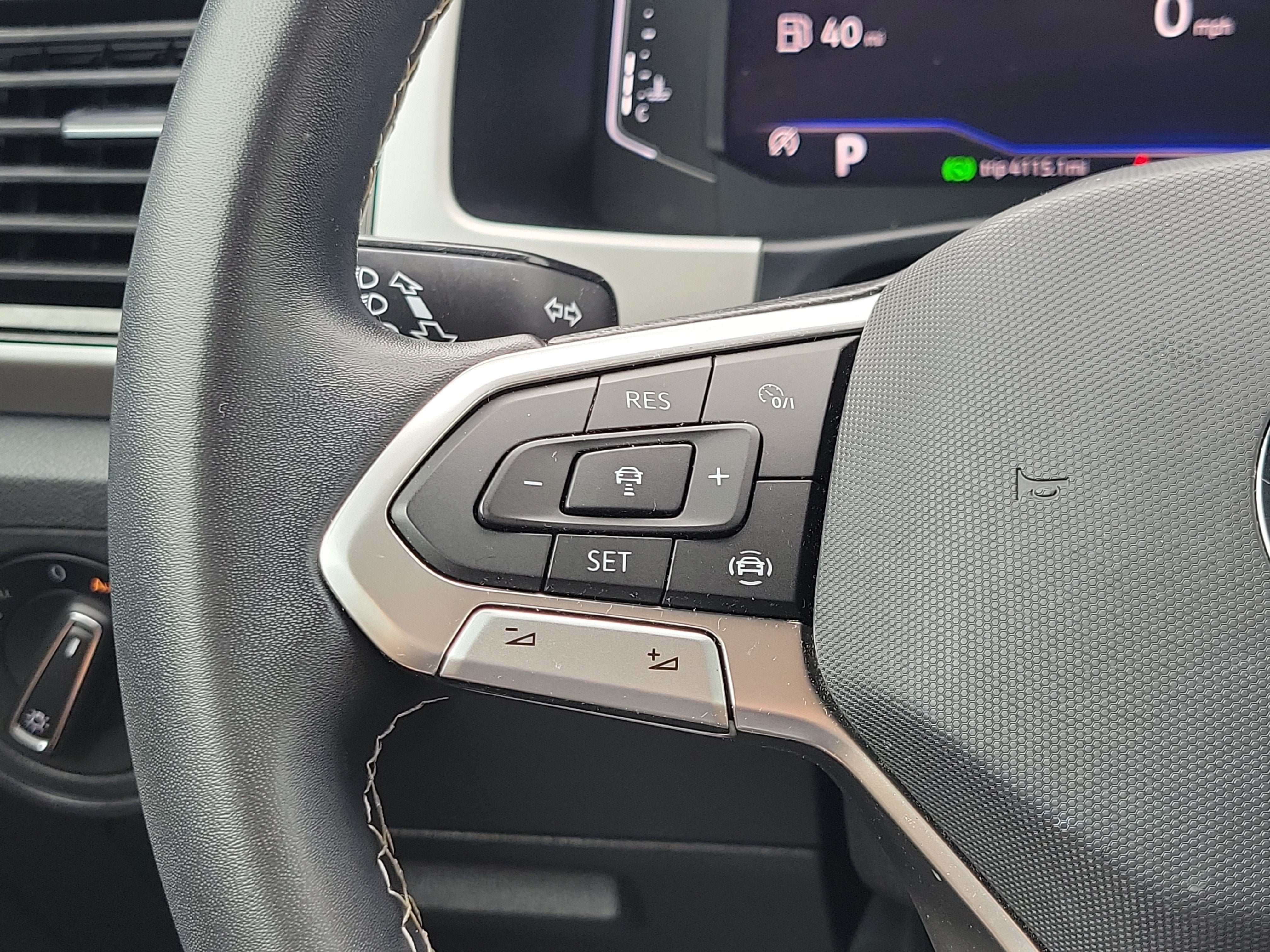 2022 Volkswagen Atlas Cross Sport 3.6L V6 SE w/Technology